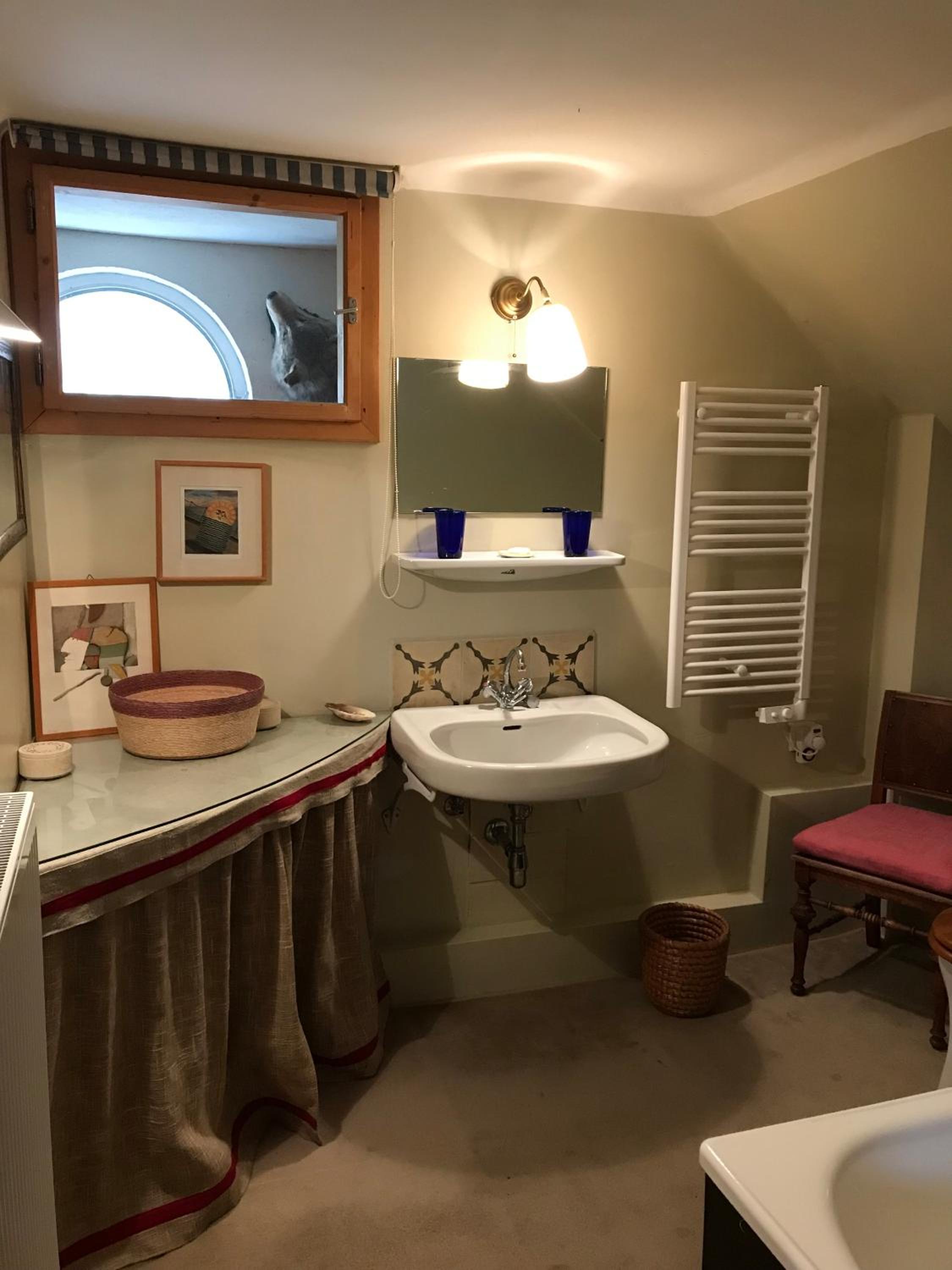 Sattelzimmer und Studio