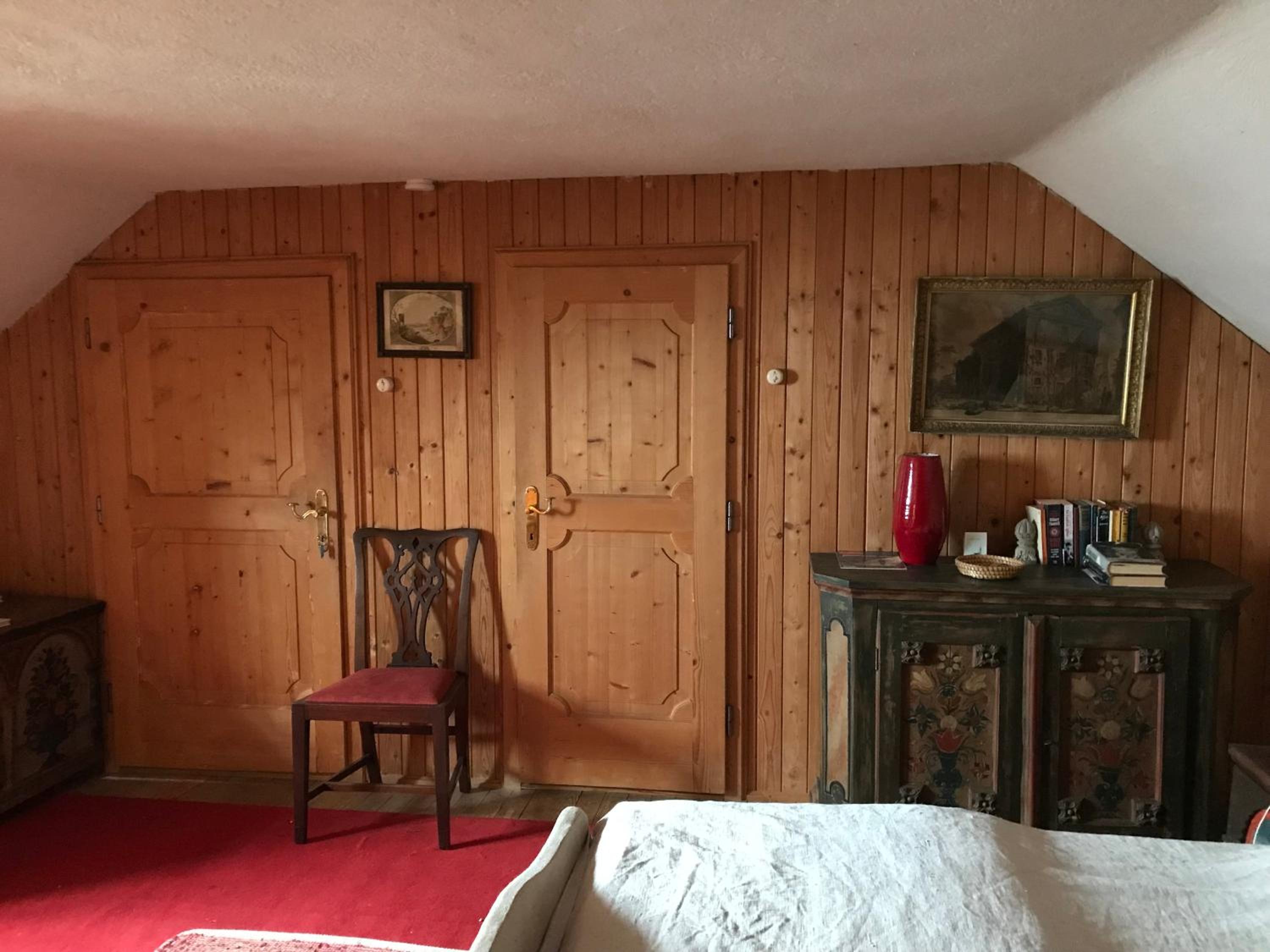 Sattelzimmer und Studio