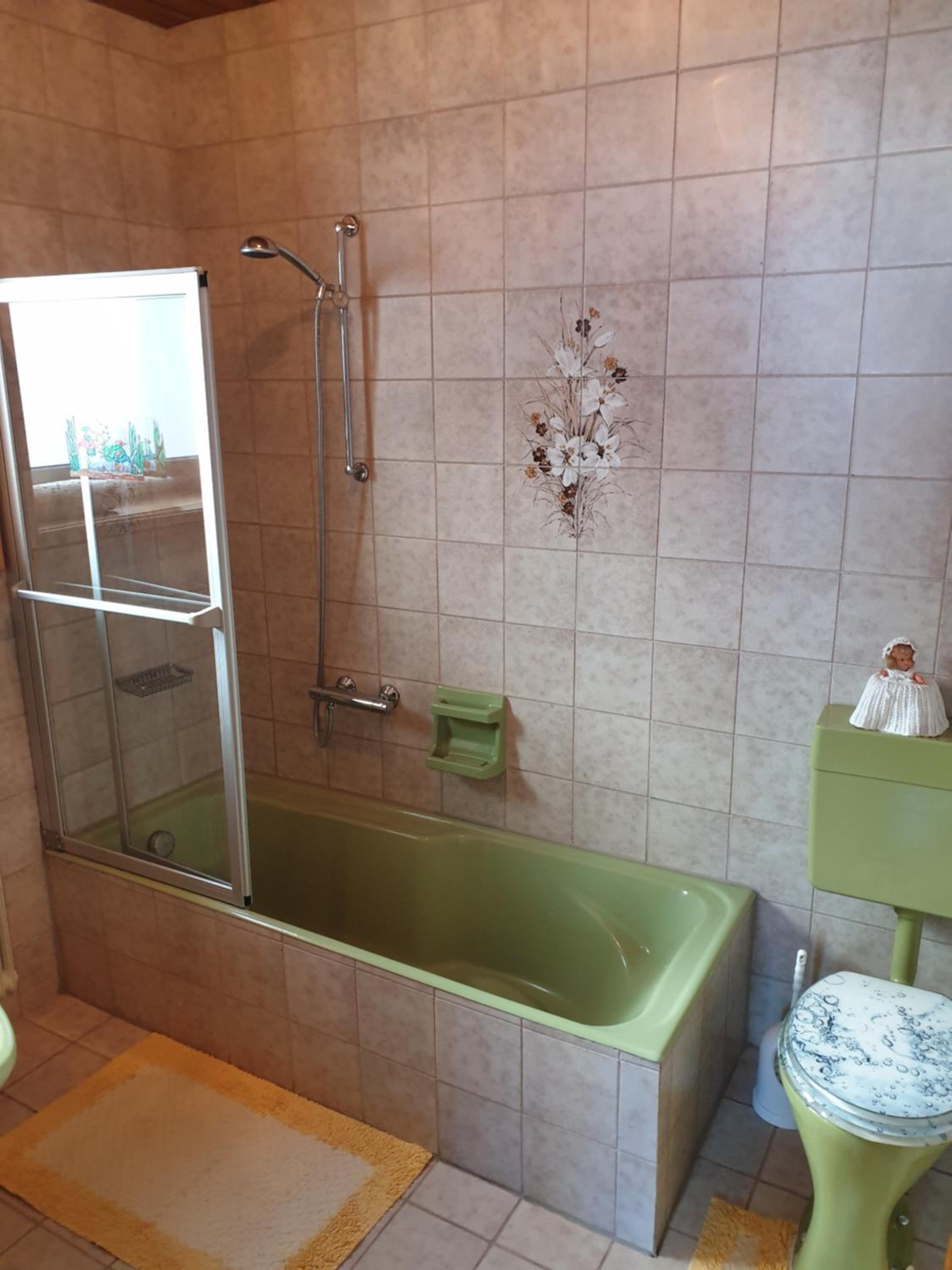 Ferienhaus Alpenblick, ganzes Ferienhaus, 5 Zi, 4 Bäder, gratis Parkplatz, Sonnenterrasse