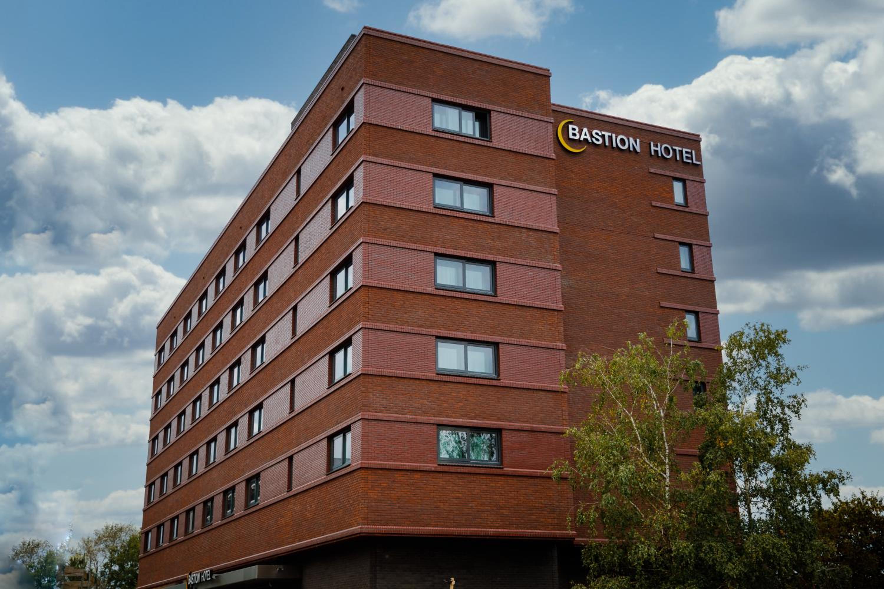 Hotel Bastion Hotel Nijmegen - Image 1