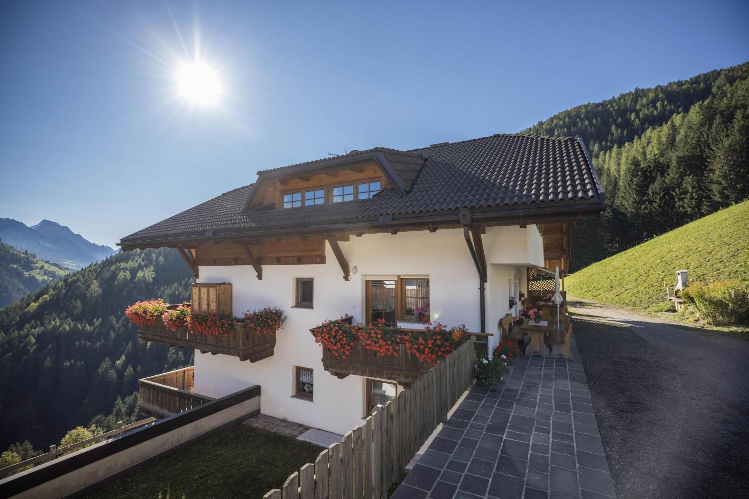 Felderhof Apt 1 view 4