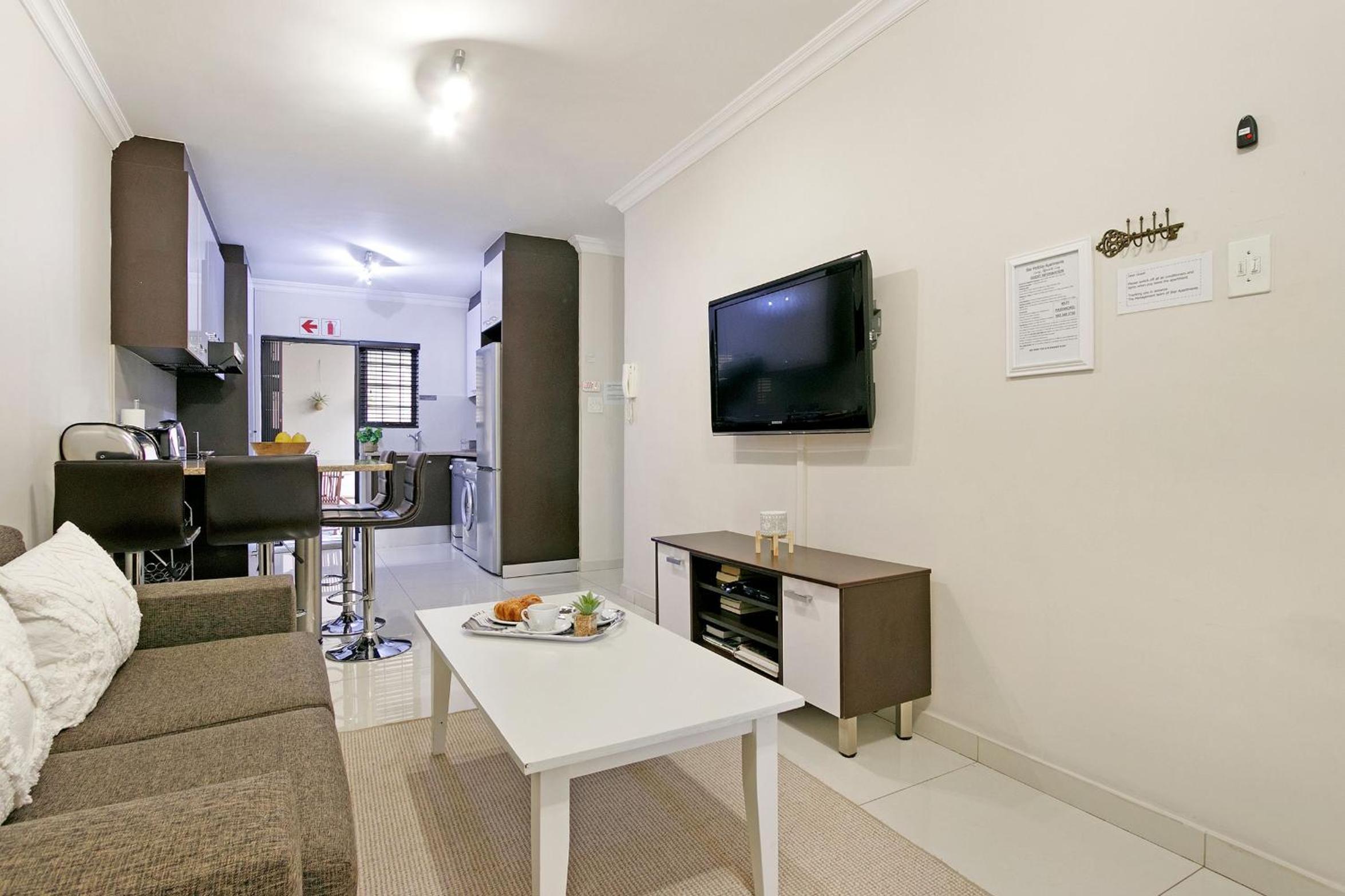 STAR APARTMENTS
