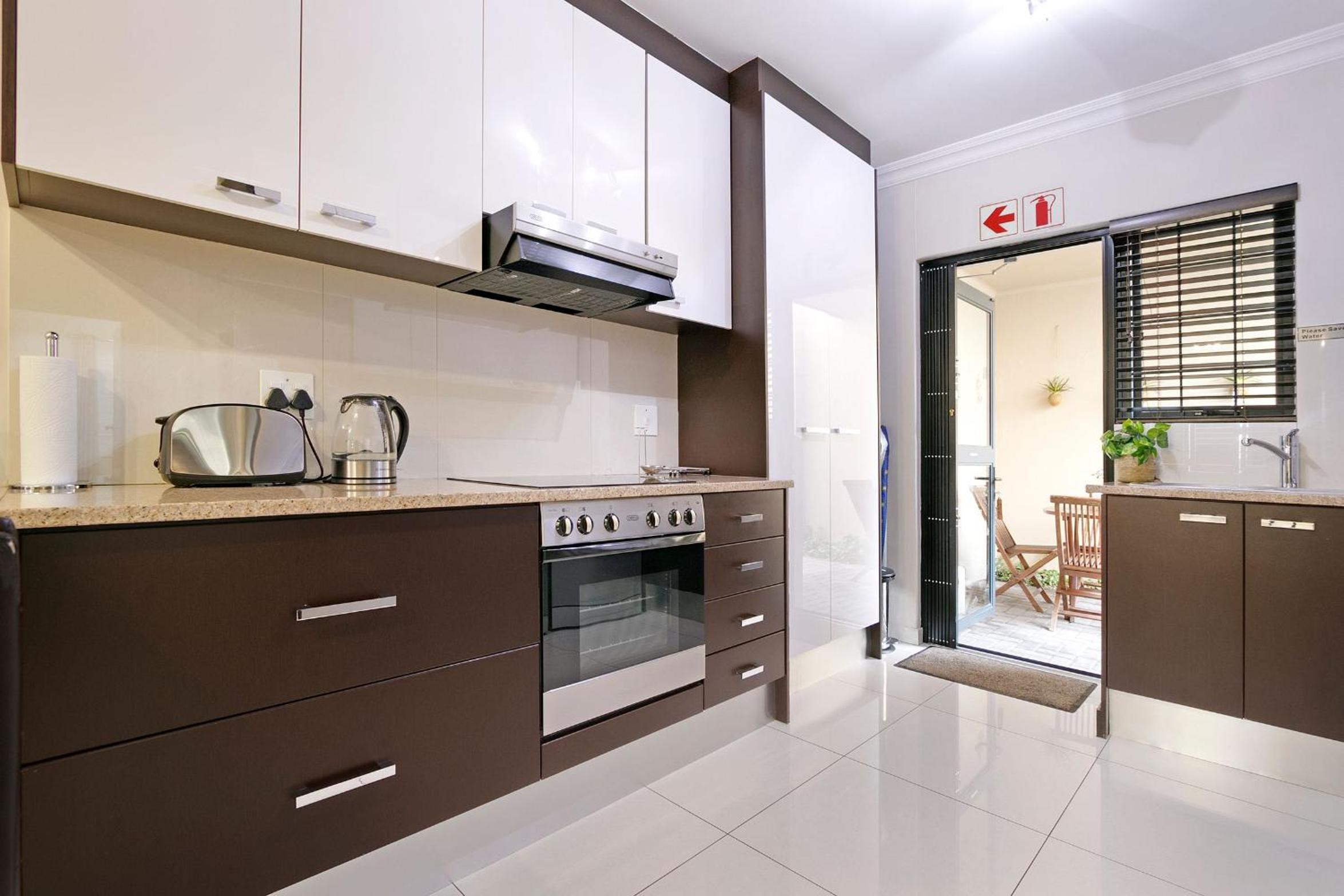 STAR APARTMENTS