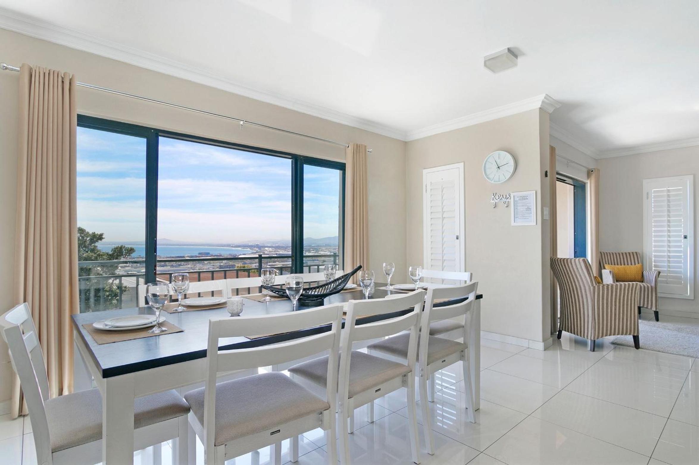 STAR APARTMENTS