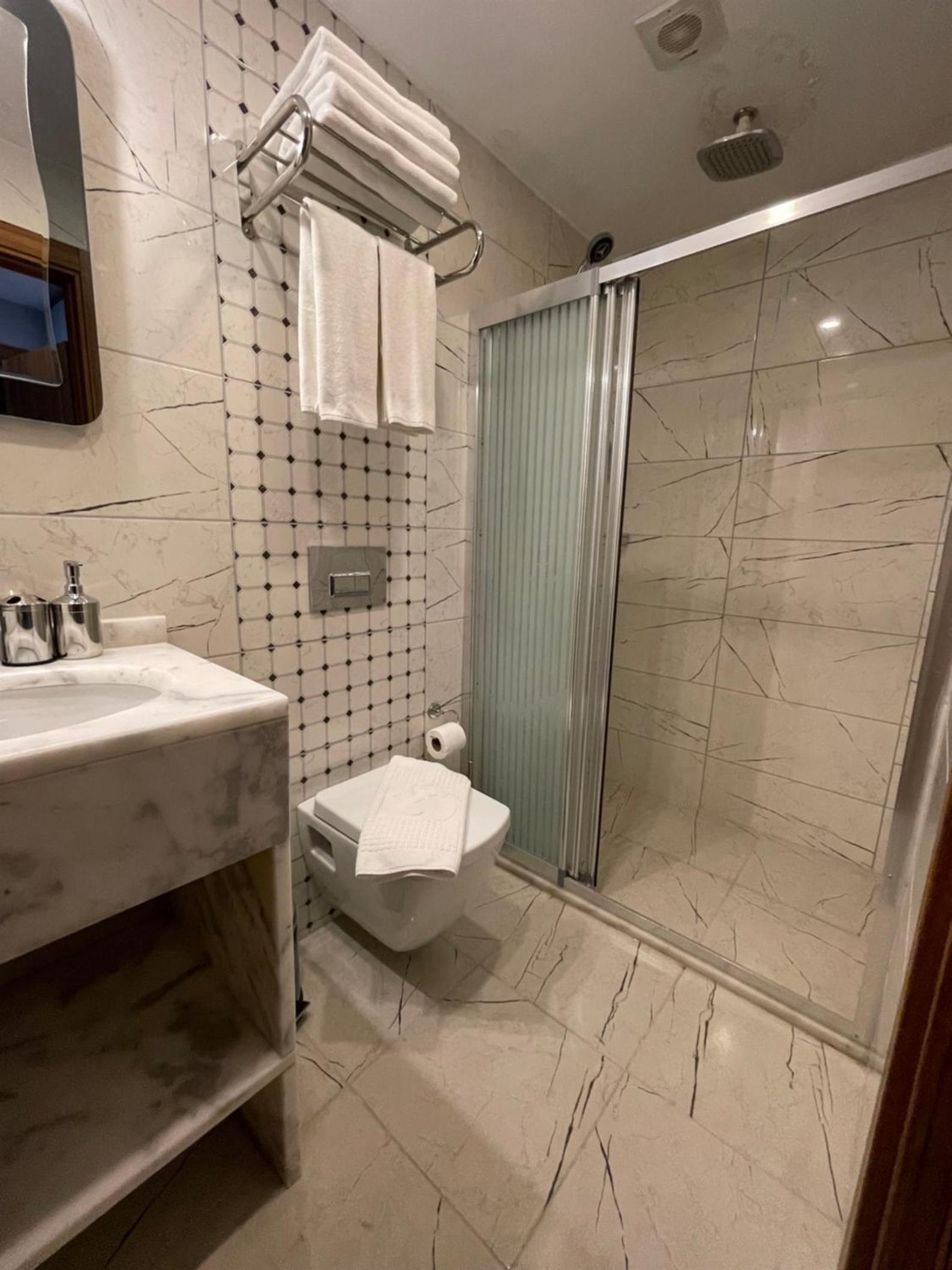 Zem Hotel - Image 10