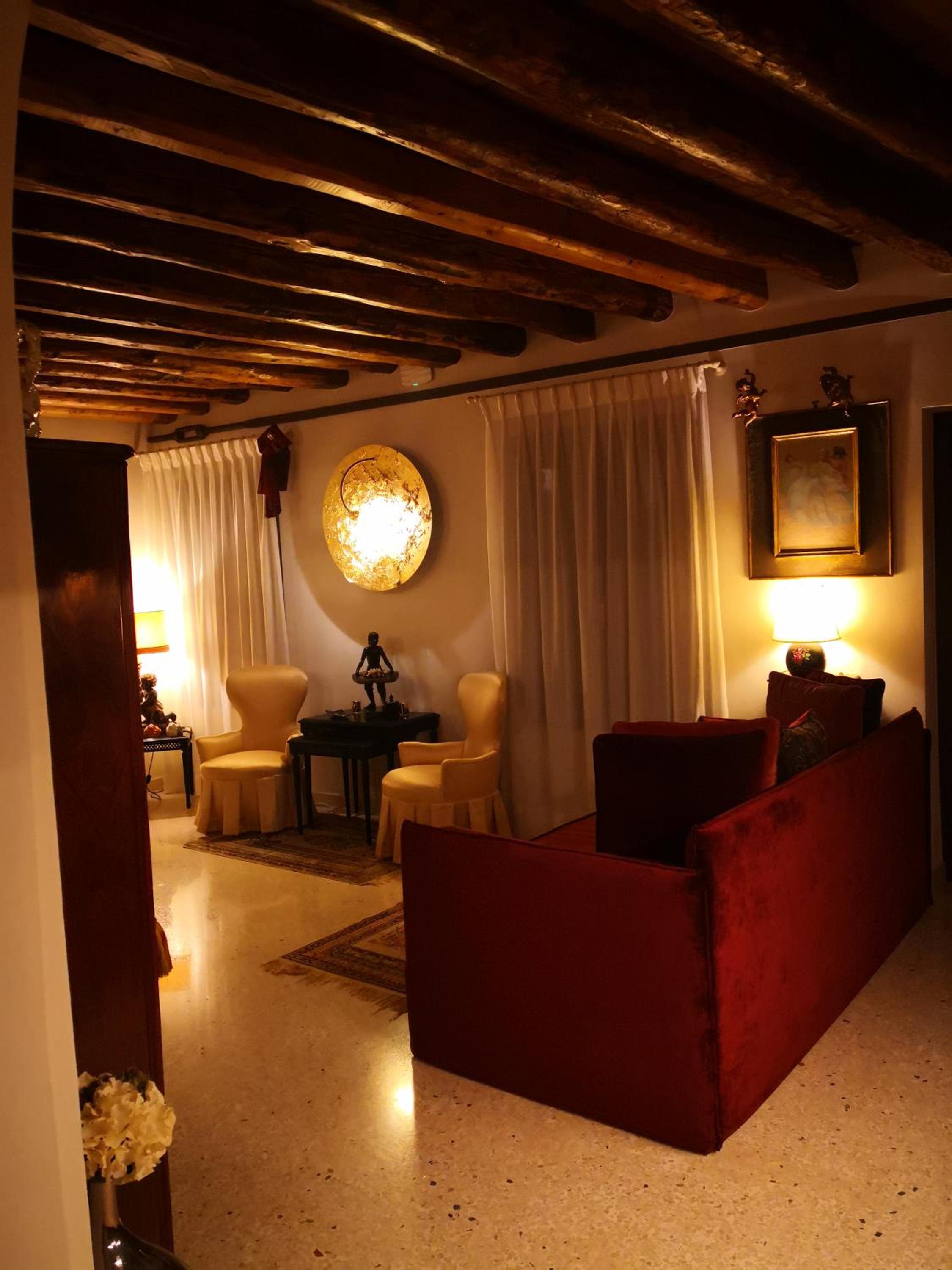 Cinqueteste Luxury Home
