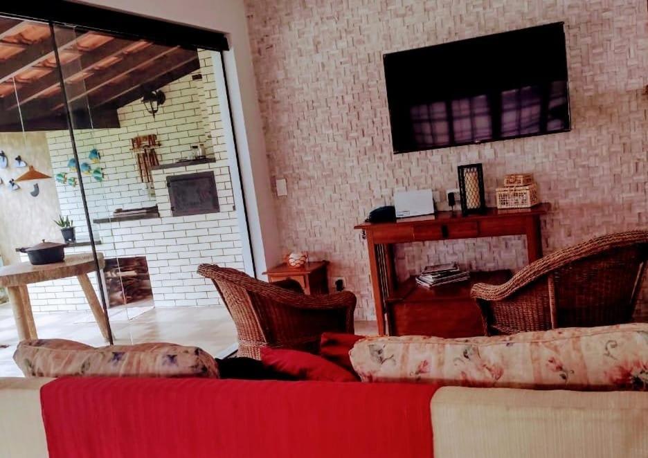 Casa a 150 m da Praia Martins de Sá