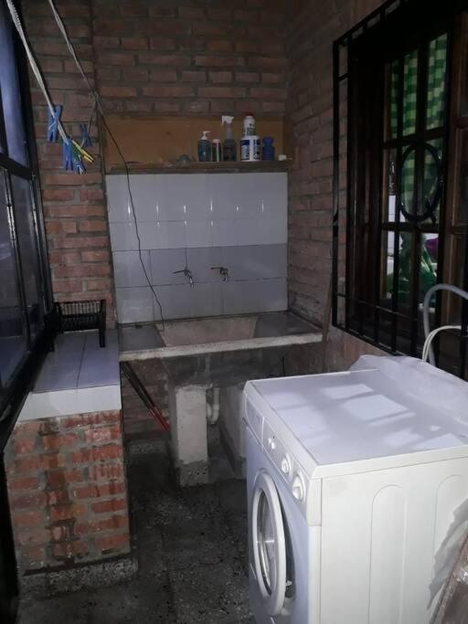 CASA GRAND BOURG CON MAGNÍFICA VISTA Y PILETA