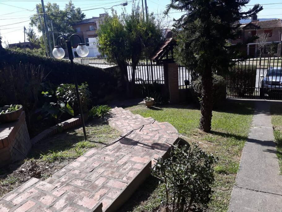 CASA GRAND BOURG CON MAGNÍFICA VISTA Y PILETA