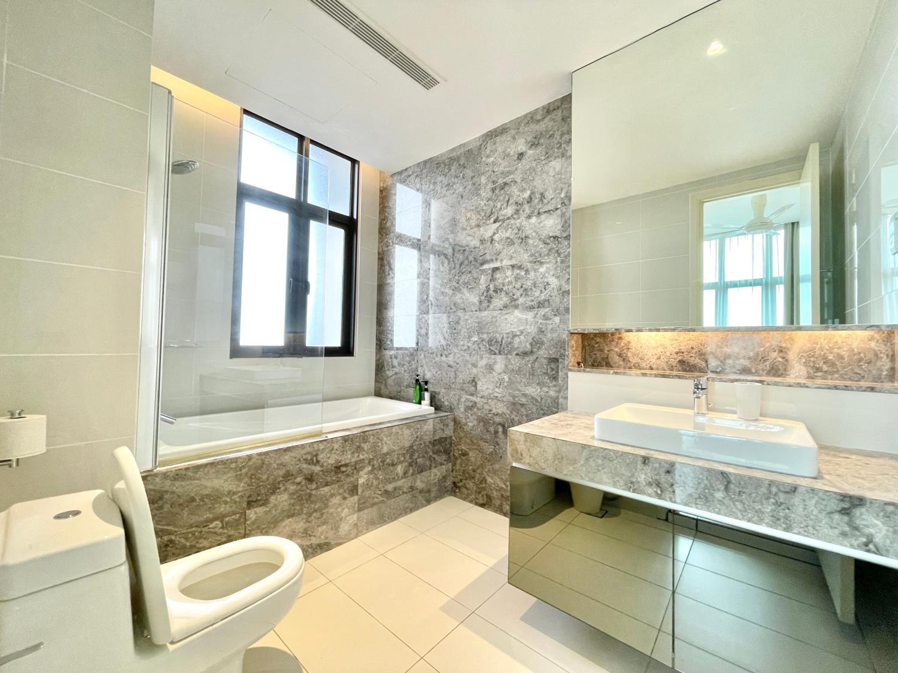 KLCC Luxury Condo Damai 88 Near Gleneagles Hospital