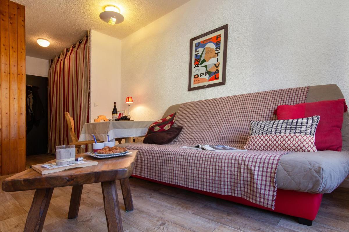 Chamonix SUD - Bâtiment C 117 - Happy Rentals view 3