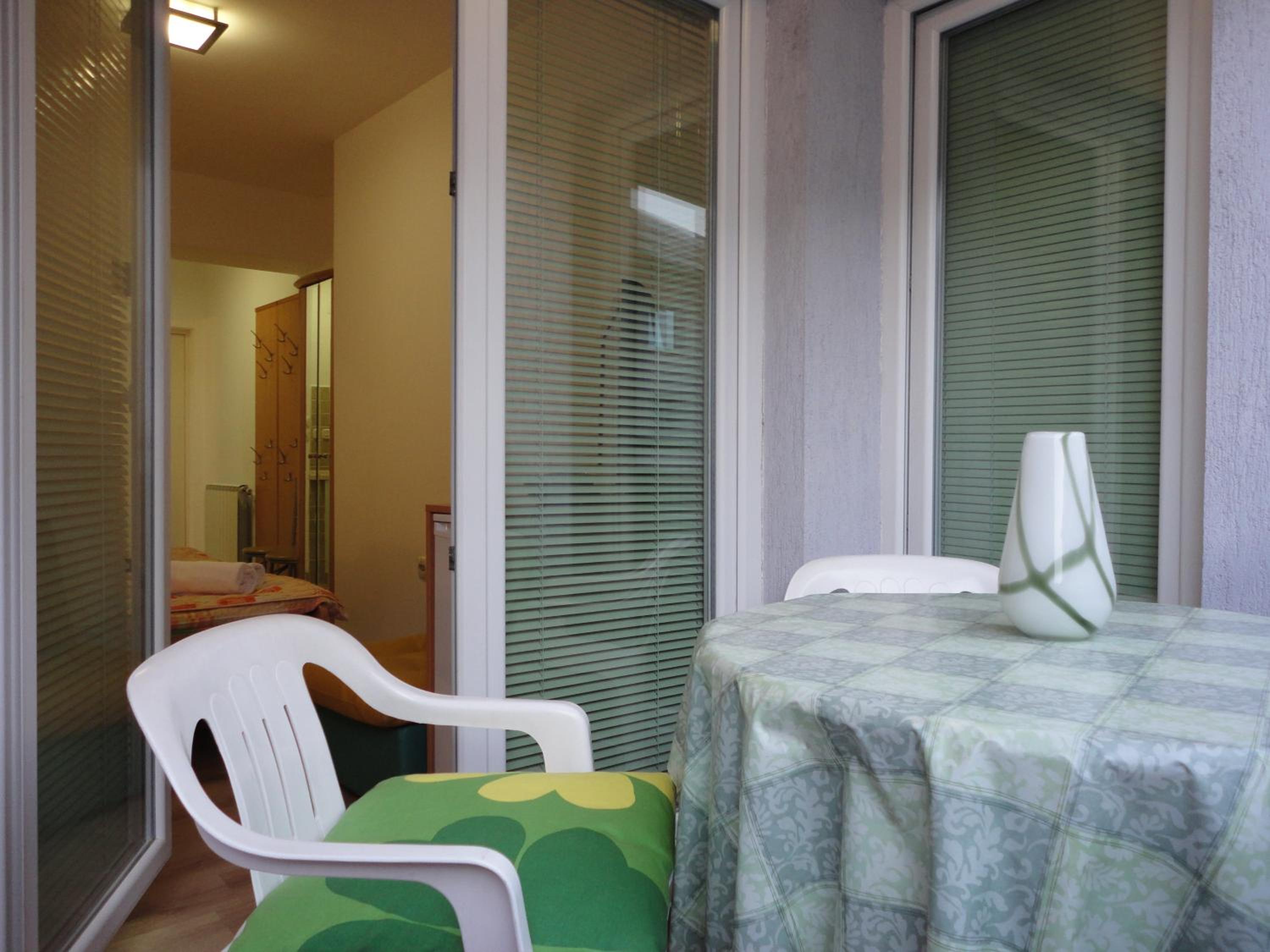 Accommodation Mell