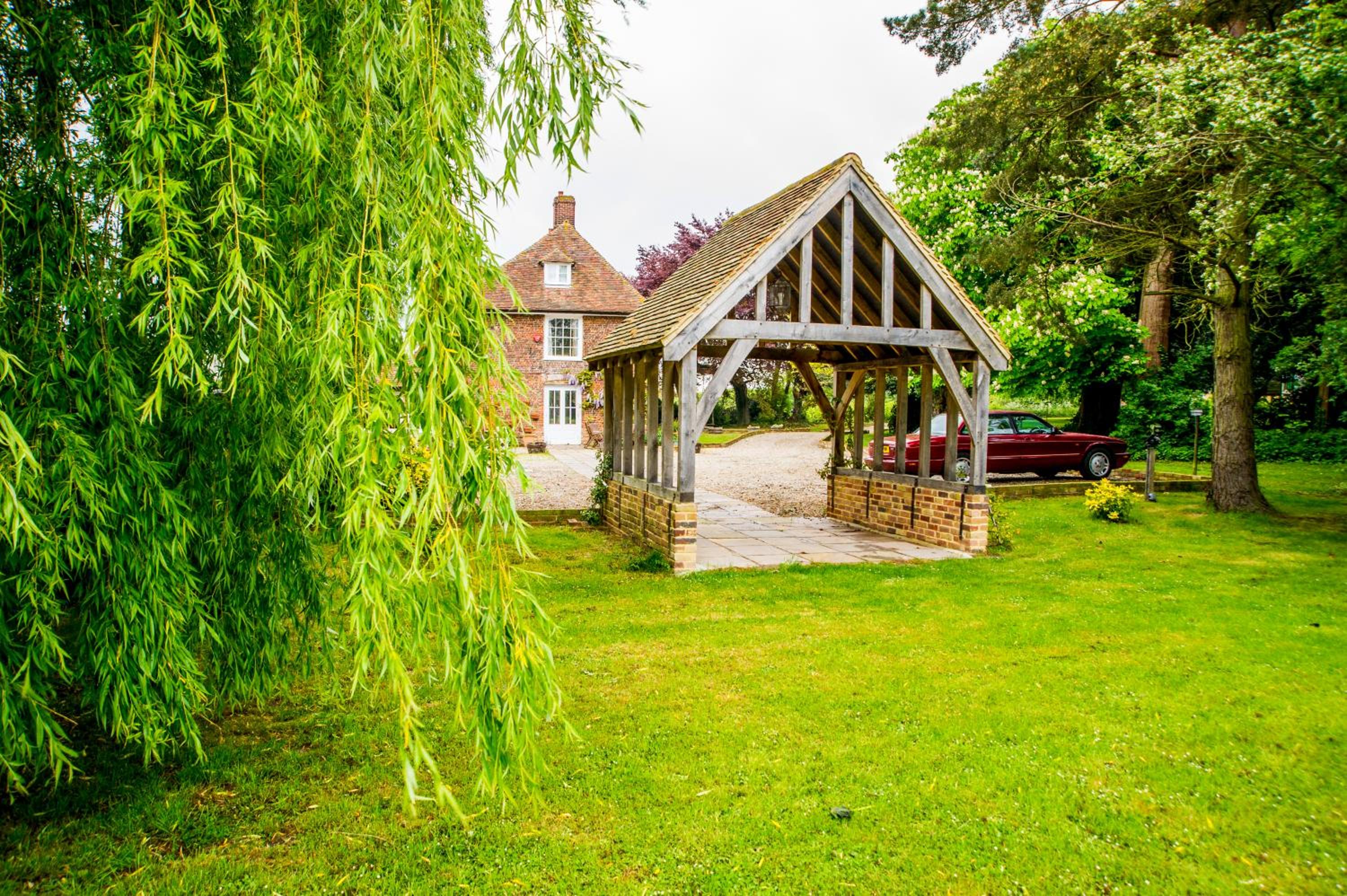 Molland Manor House Self catering (10 bedrooms 9 bathrooms) view 5