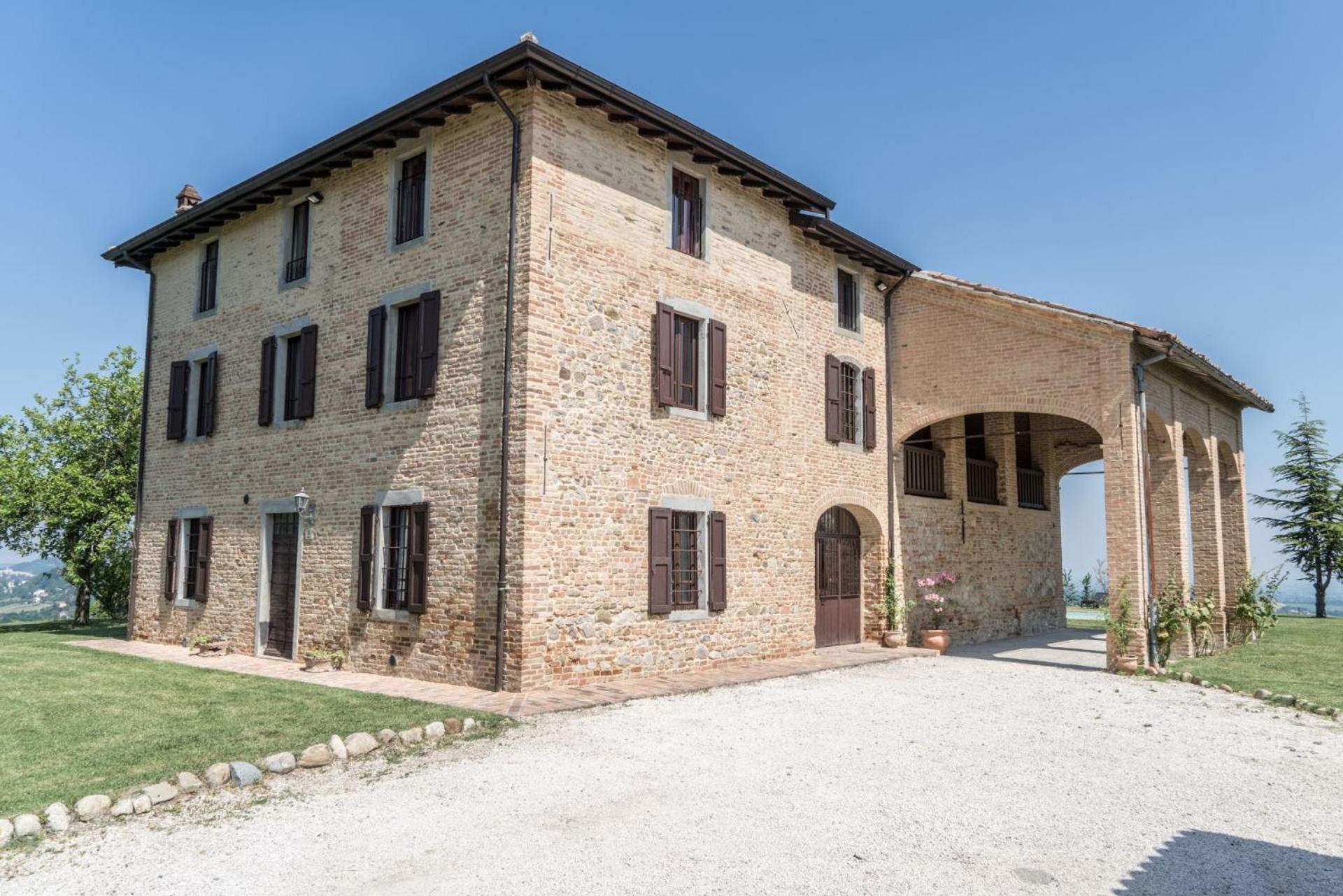 Villa Ca de Poi - Tabiano Castle Country Villas view 2