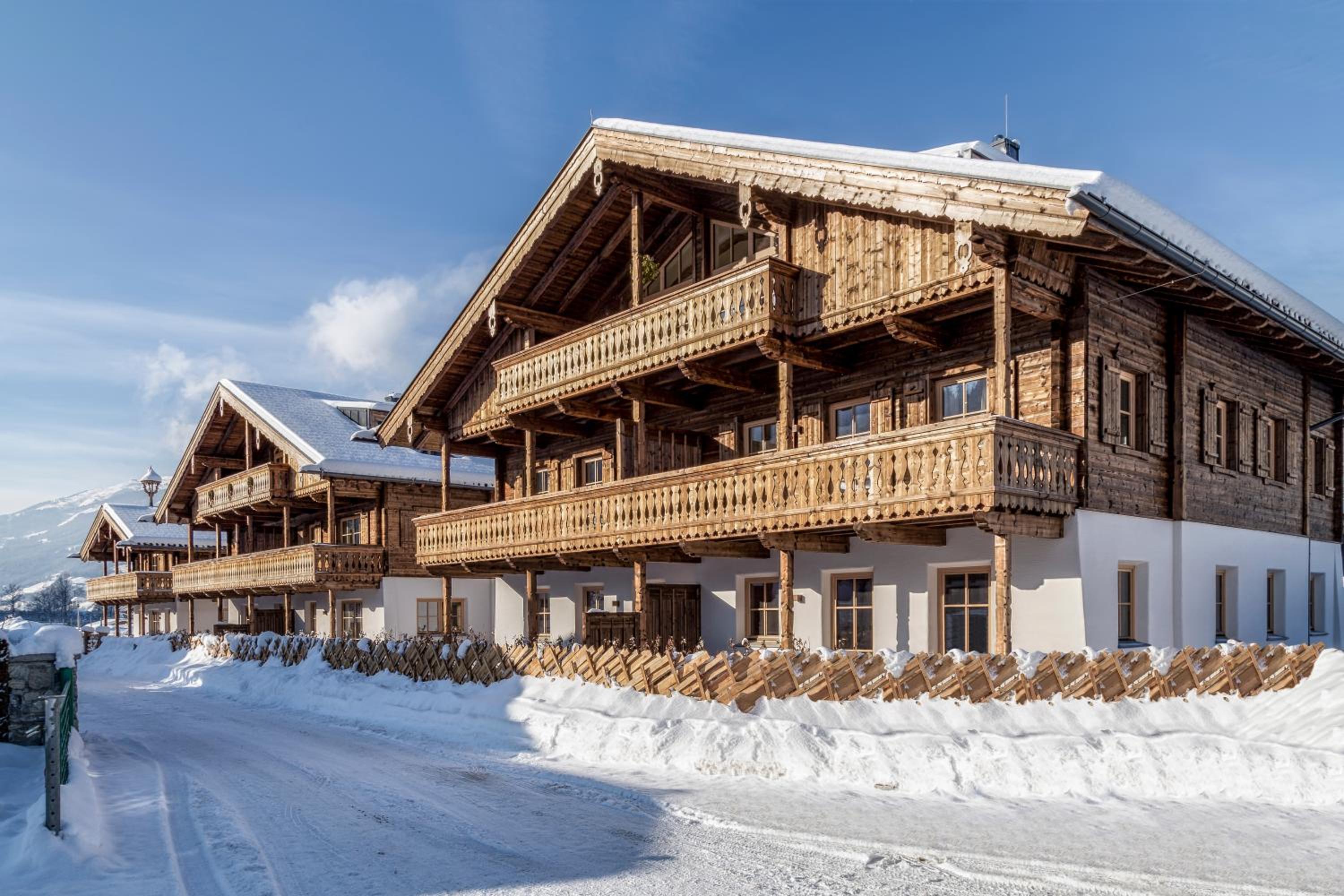 Alpin Residenzen Panoramabahn by Alpina-Holiday