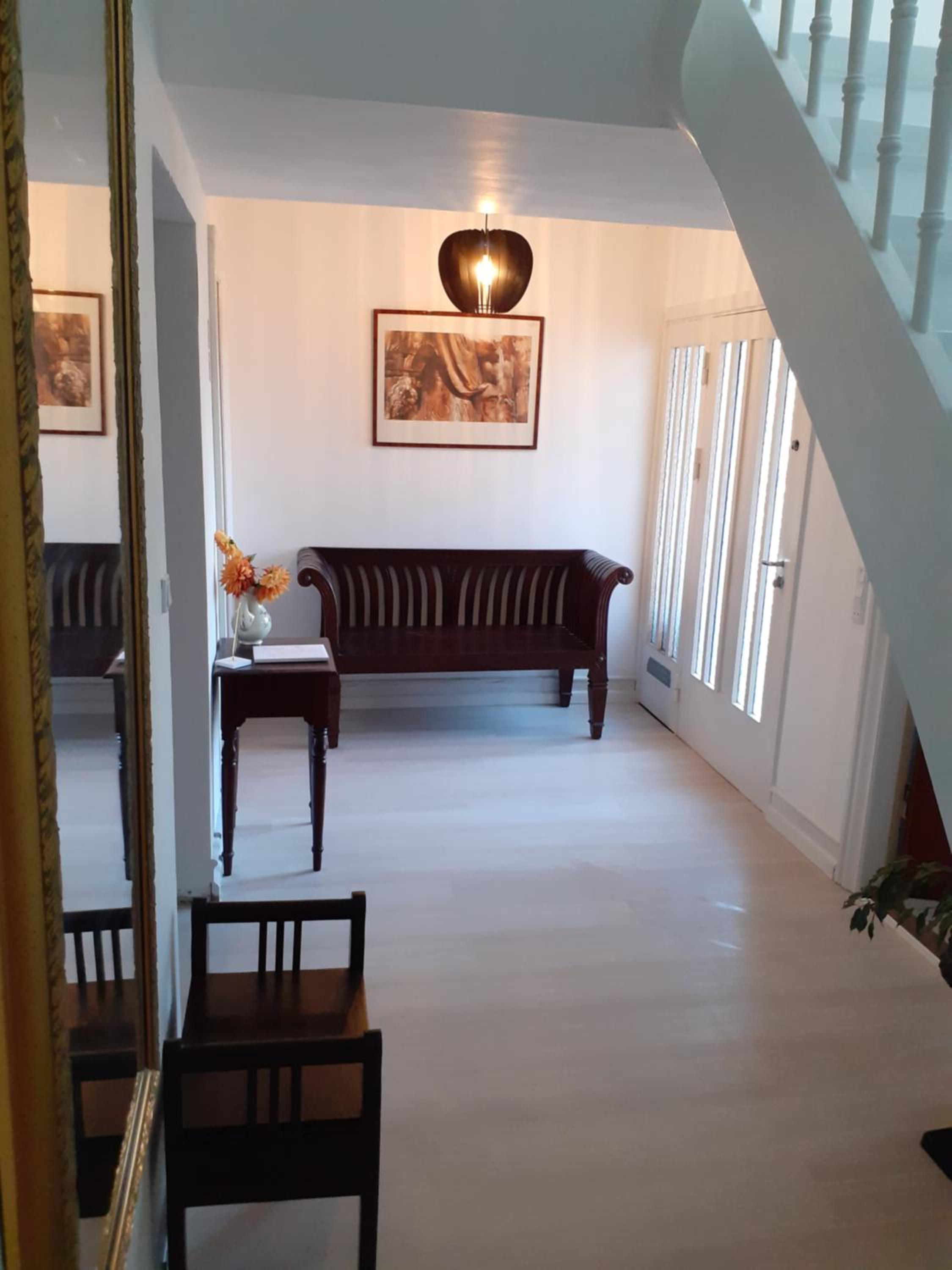 Ezzo guest house