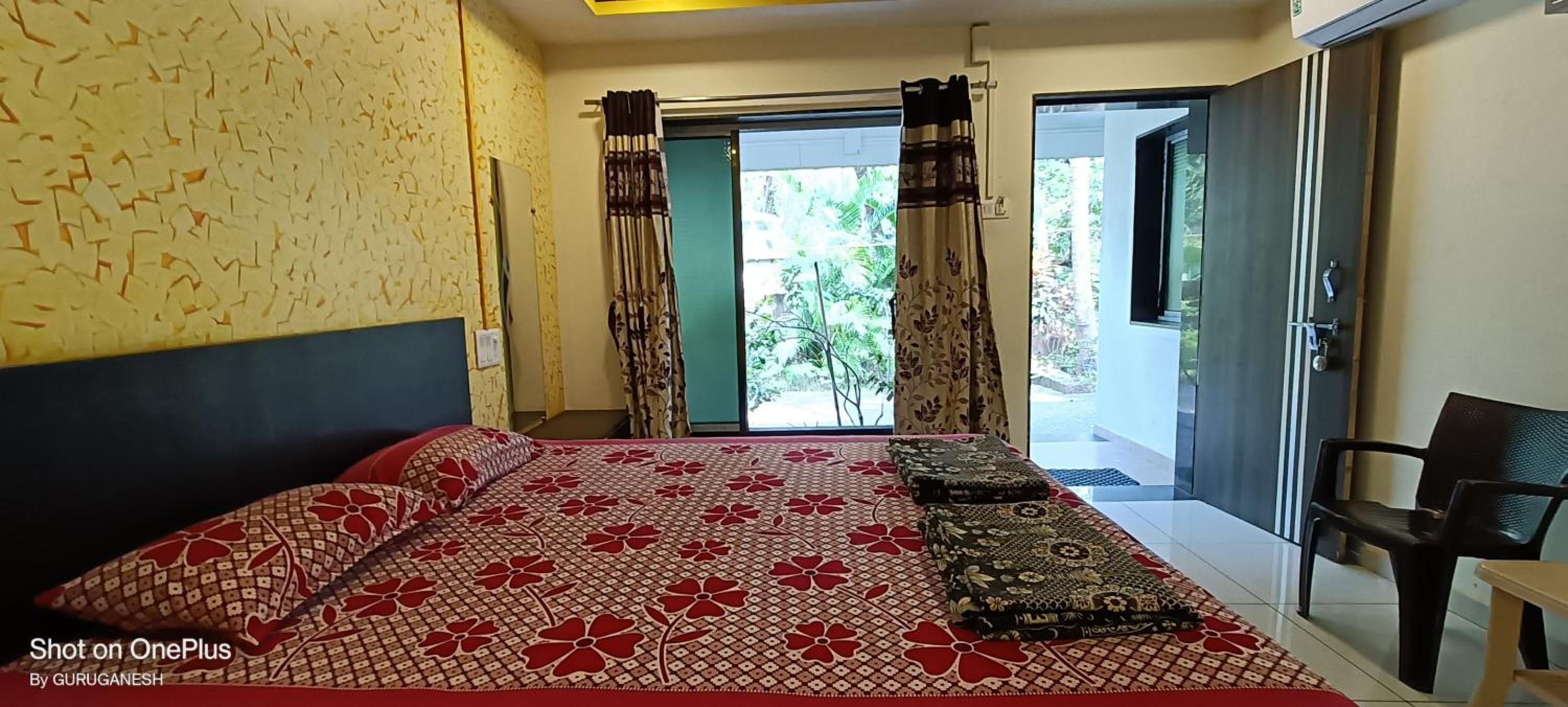 GURUGANESH HOMESTAY