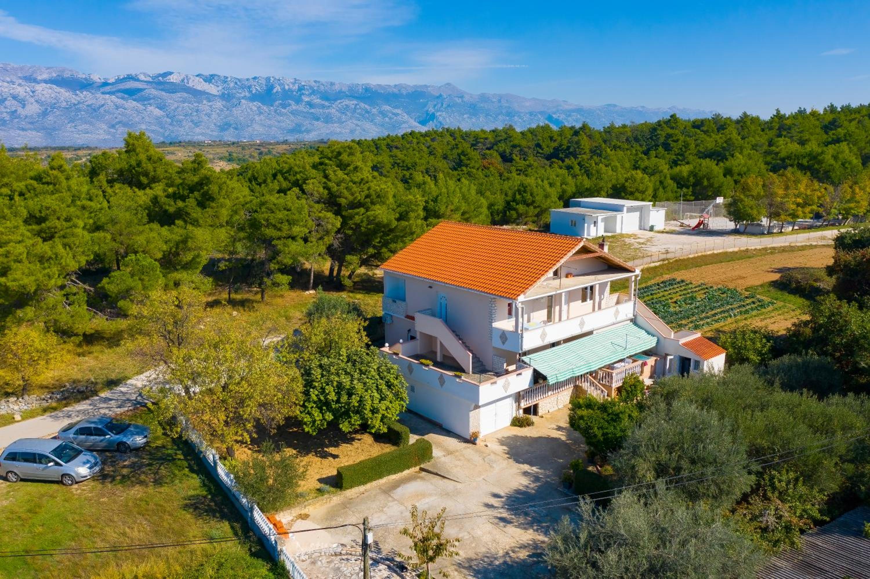 Hotel Apartments Luca - Image 1