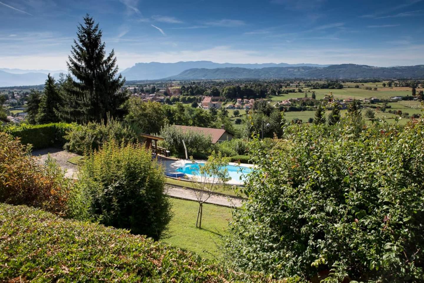 Le Mas Dauphinois view 3