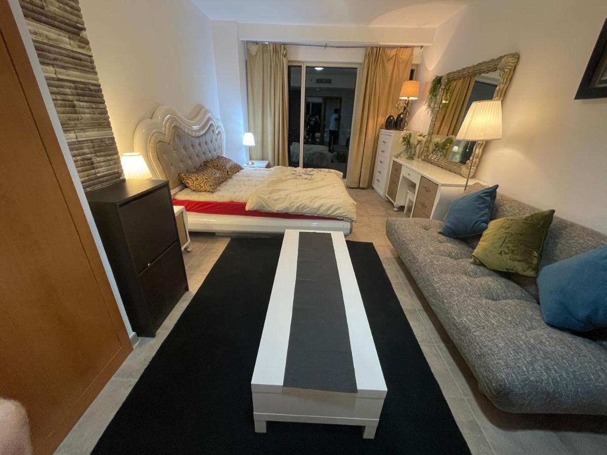 Travelers Backpackers