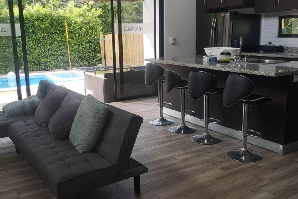Casa Coral Tamarindo