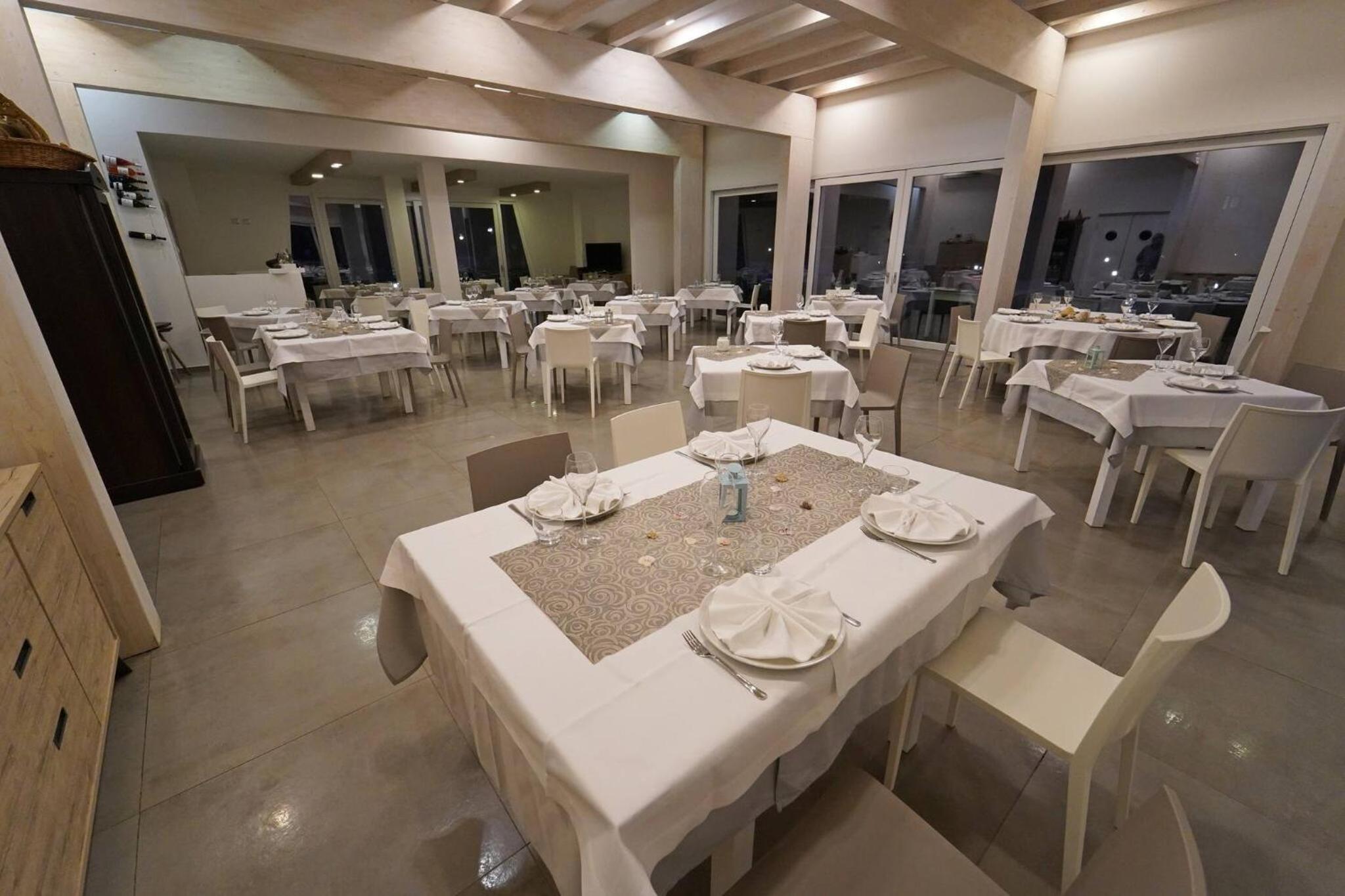 saracena Holiday Home with Beach and Swimming Pool