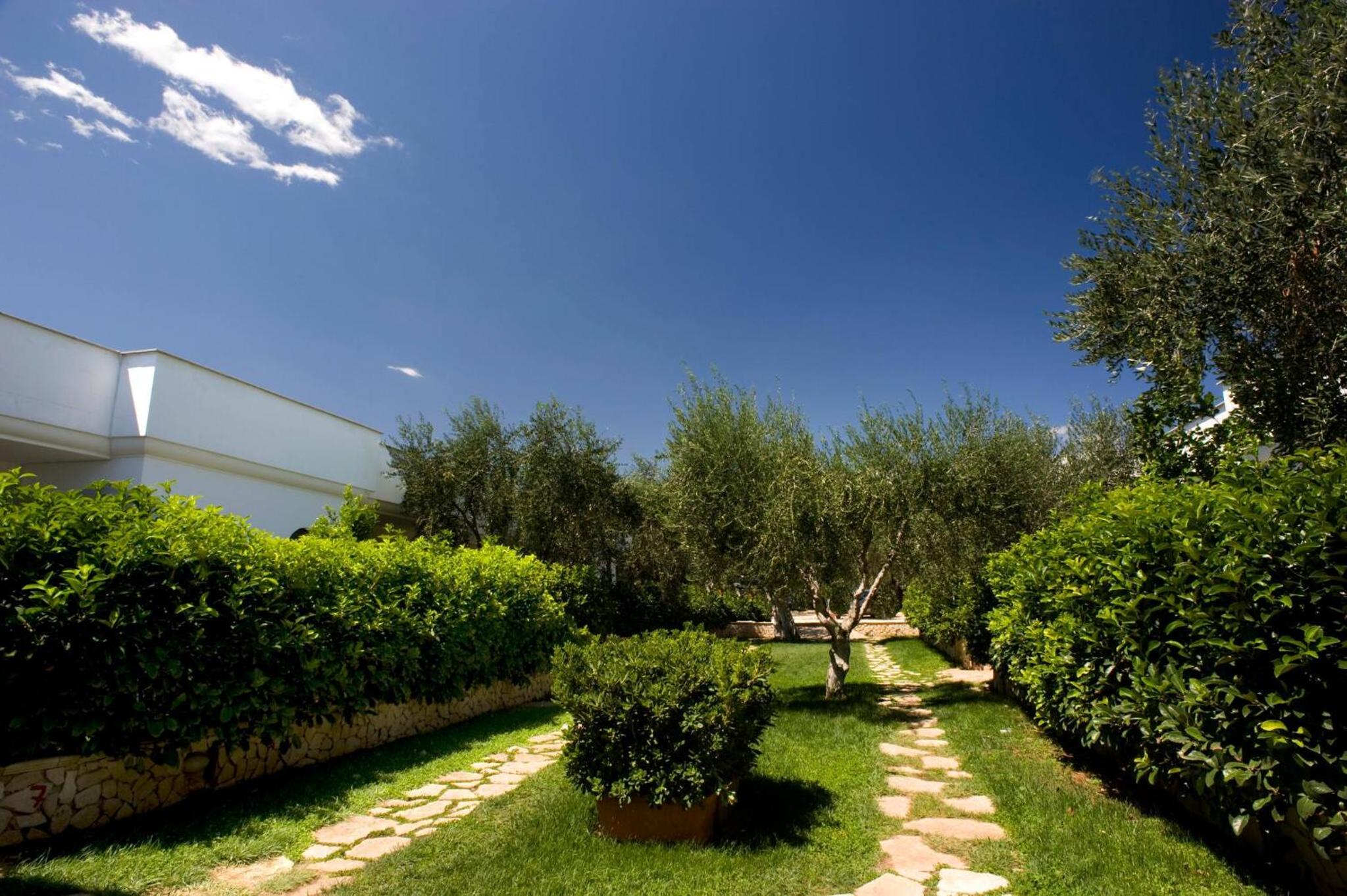 saracena Holiday Home with Beach and Swimming Pool
