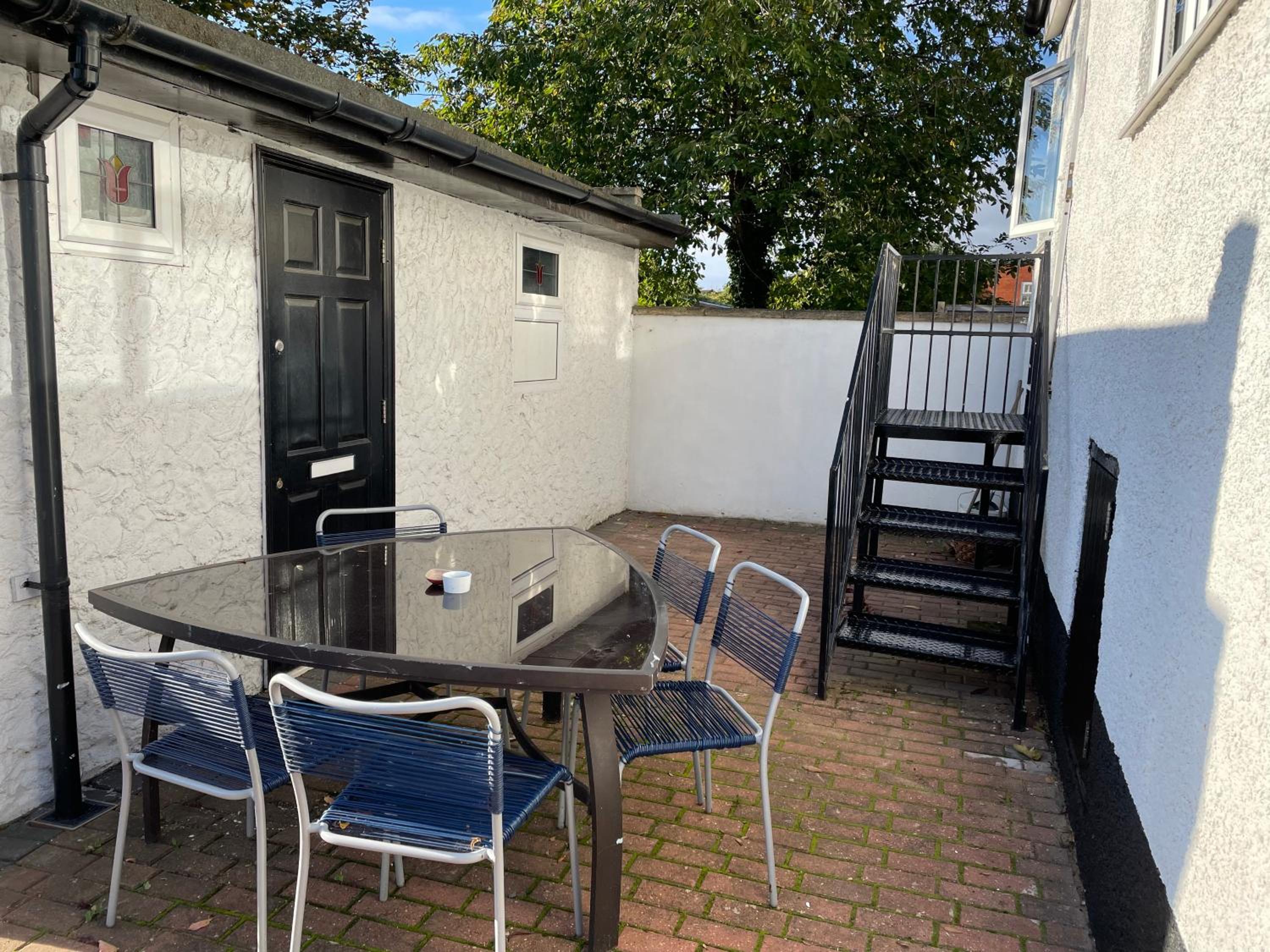 outdoor bbq area