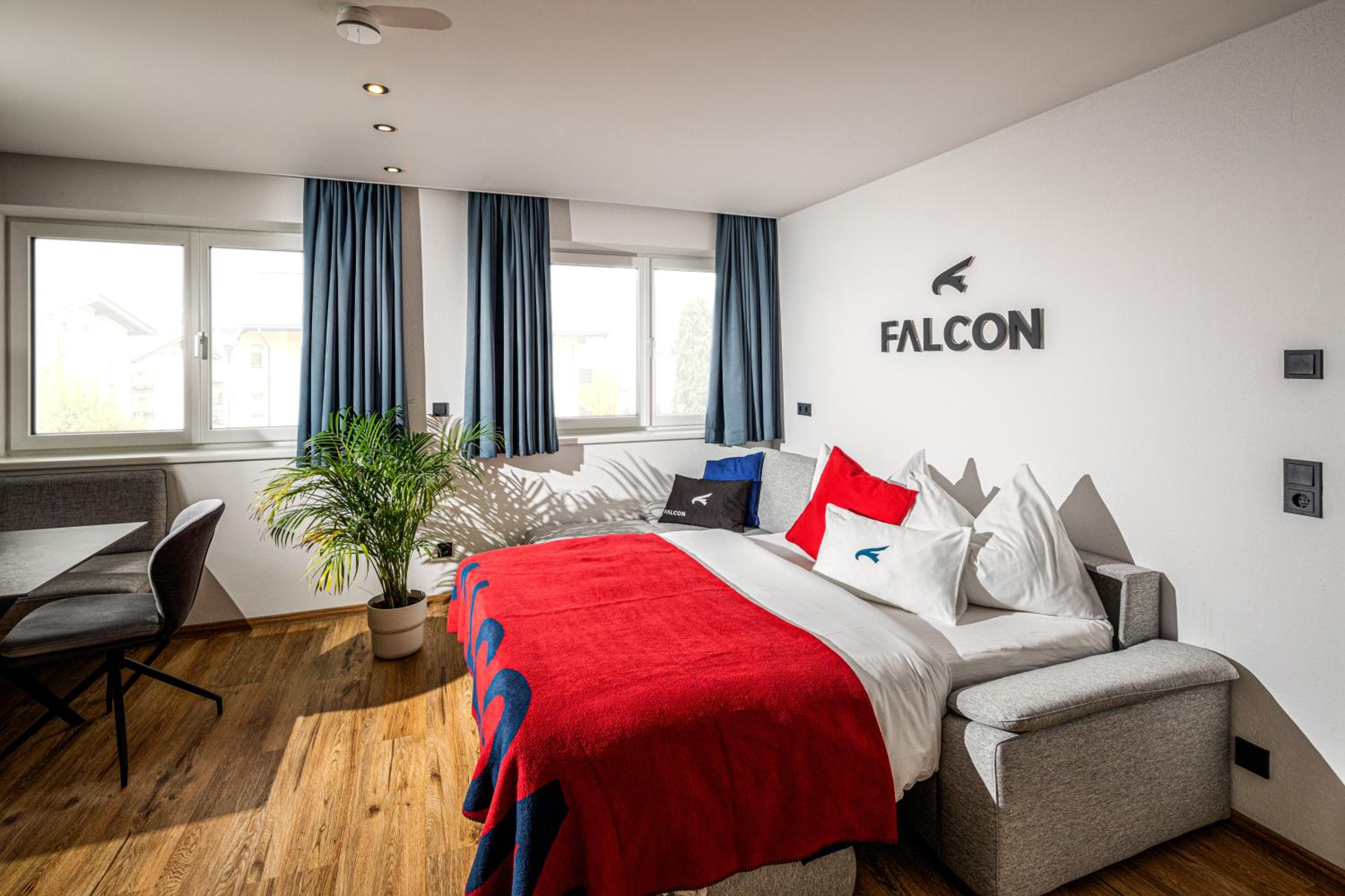 Falcon Suites Kaprun - Summercard included