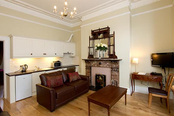 Glencourt Apartments