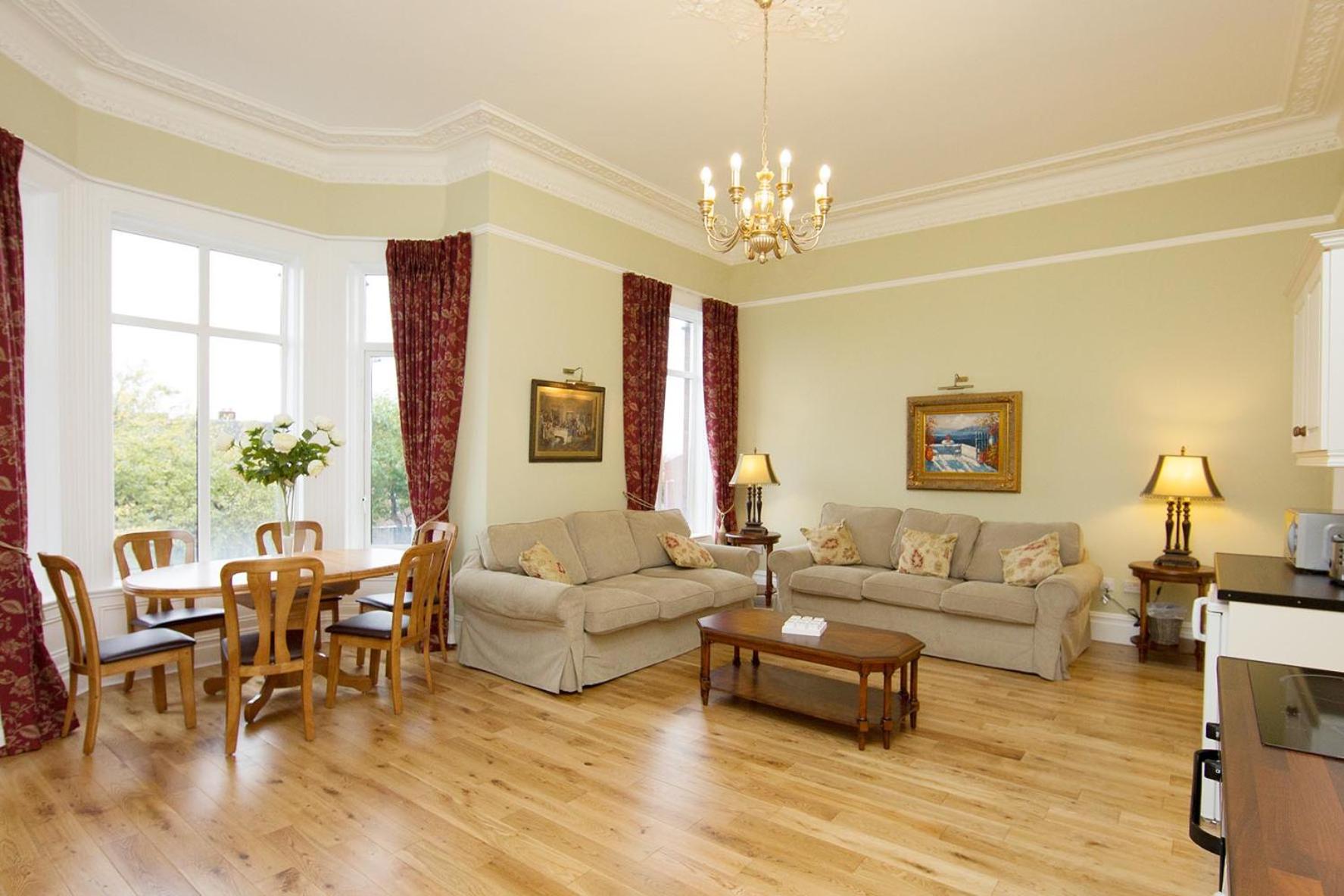 Glencourt Apartments