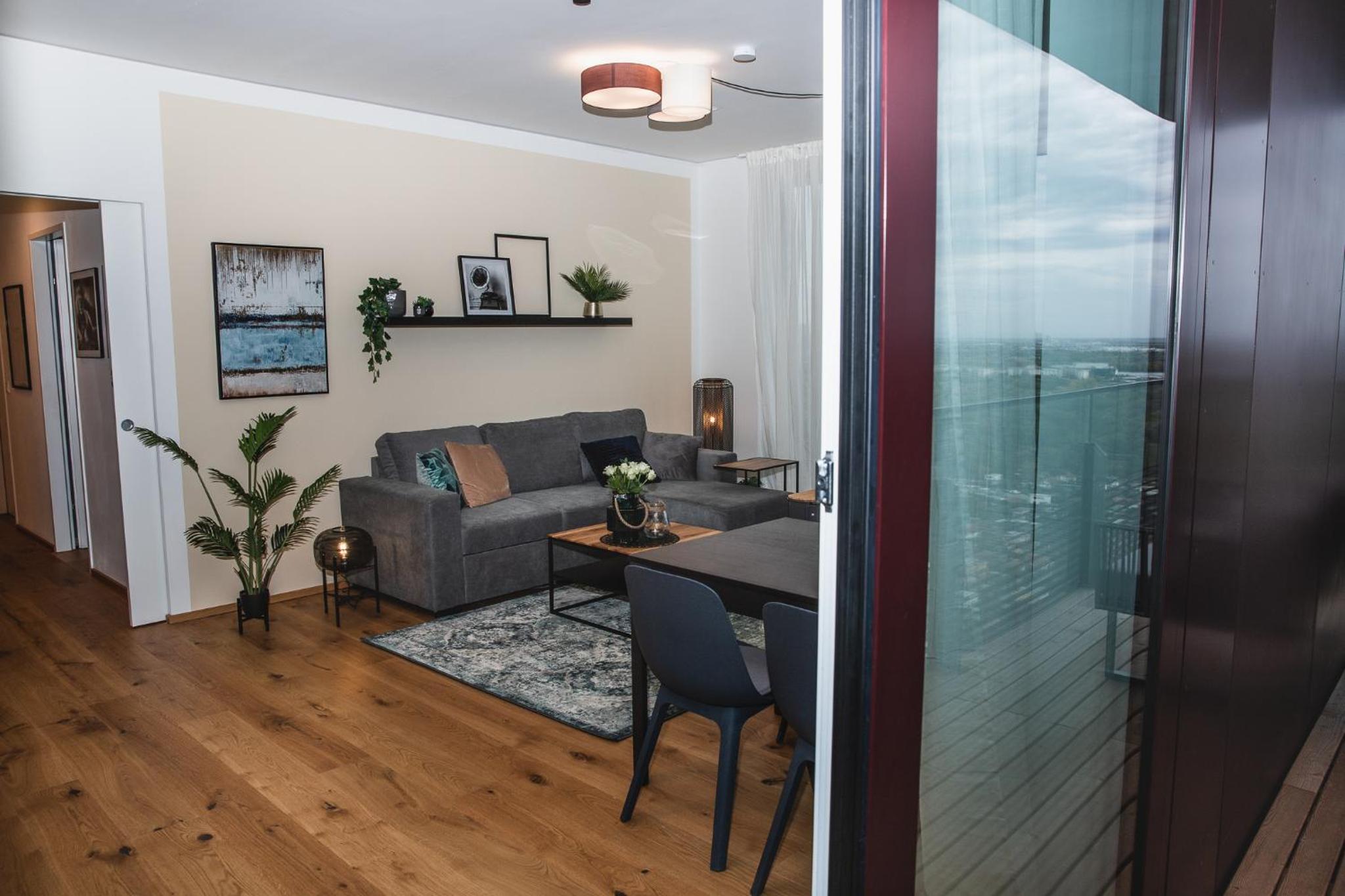 Great apartment with view and heated rooftop Pool