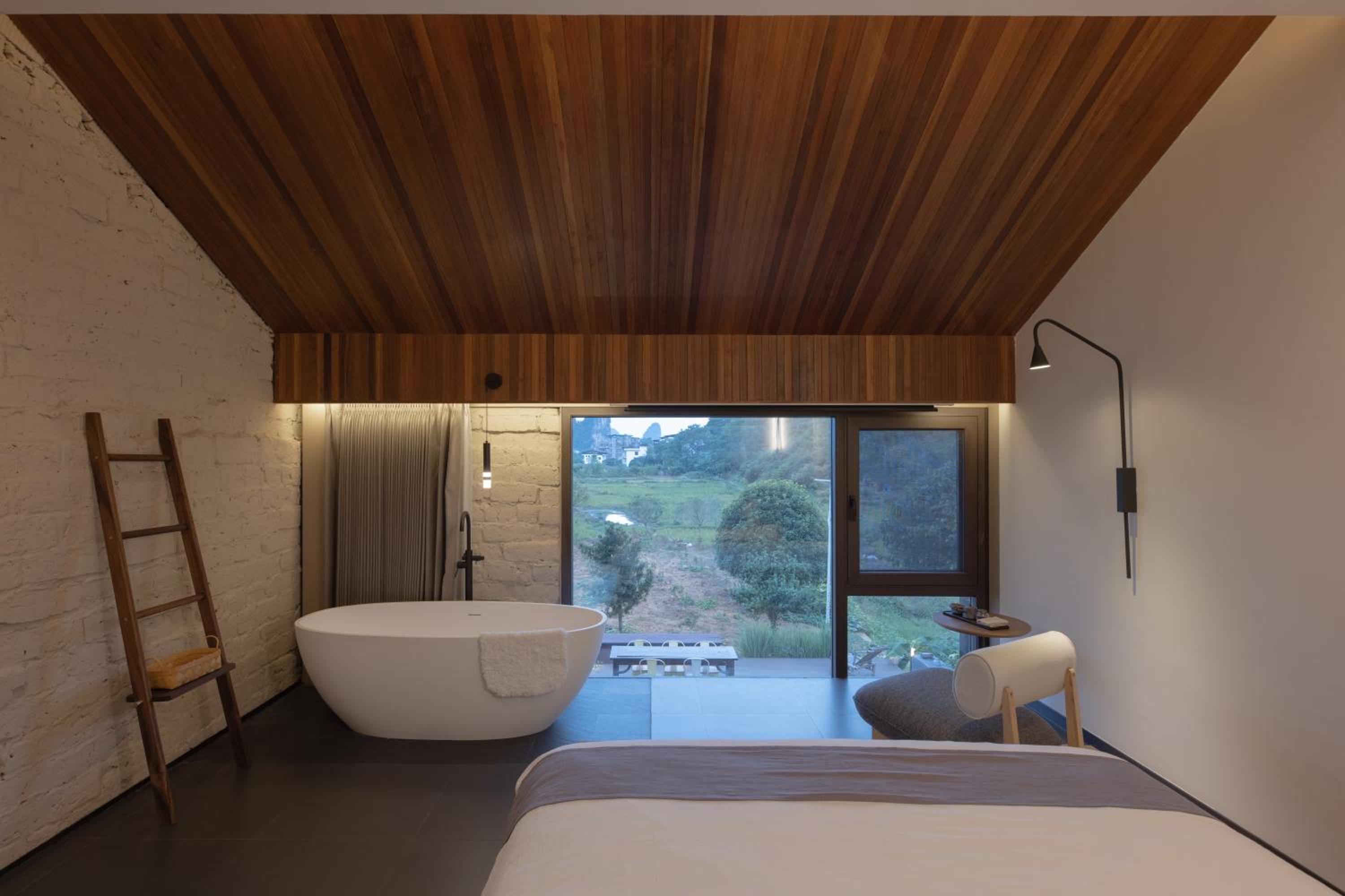 Yangshuo Hillside Homestay