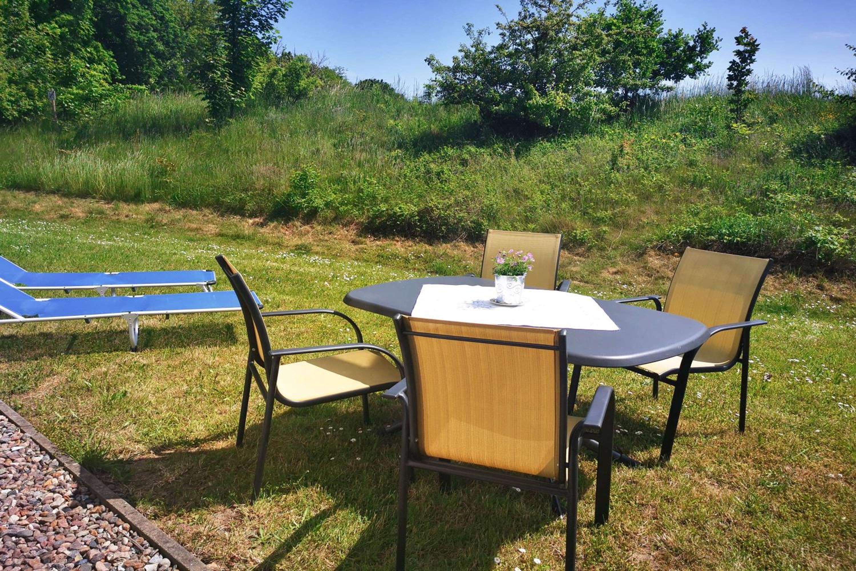 strandnah, Wintergarten, gratis Nutzung vom AHOI Erlebnisbad und Sauna in Sellin - Strandhaus Mönchgut FeWo08