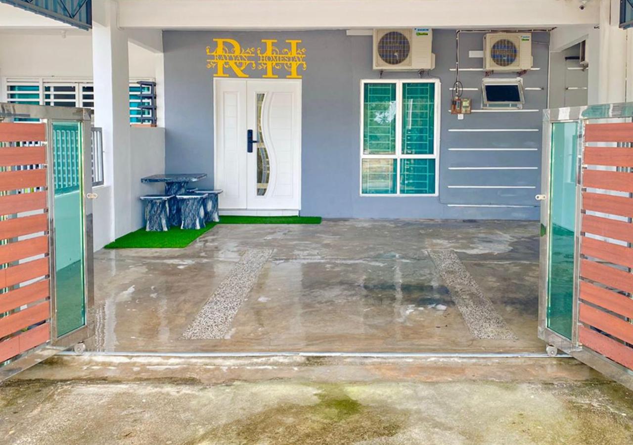 Landed Rayyan Homestay Gong Badak Kuala Nerus Free Wifi Full Aircond photo 6