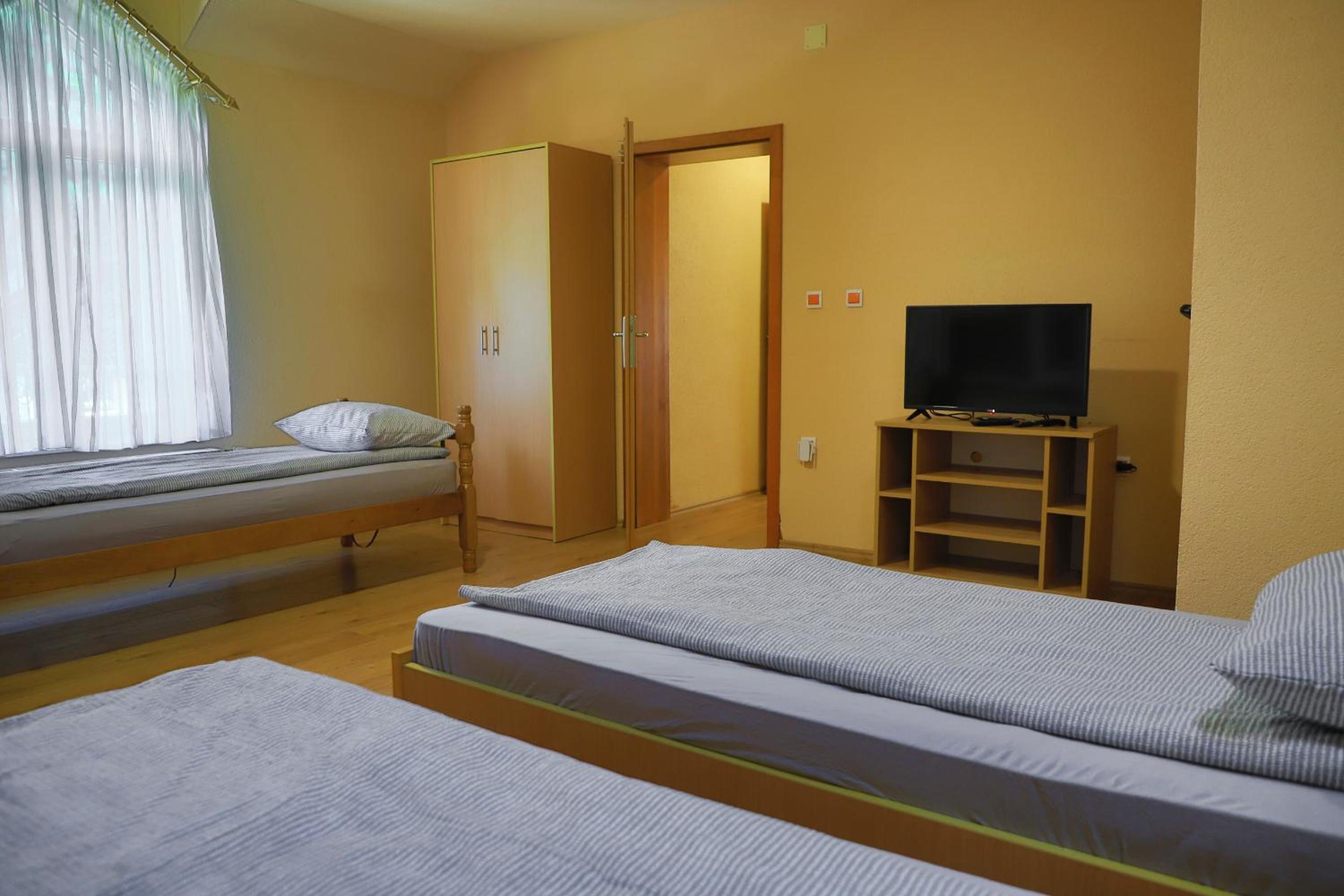 Apartments Crvena Jabuka