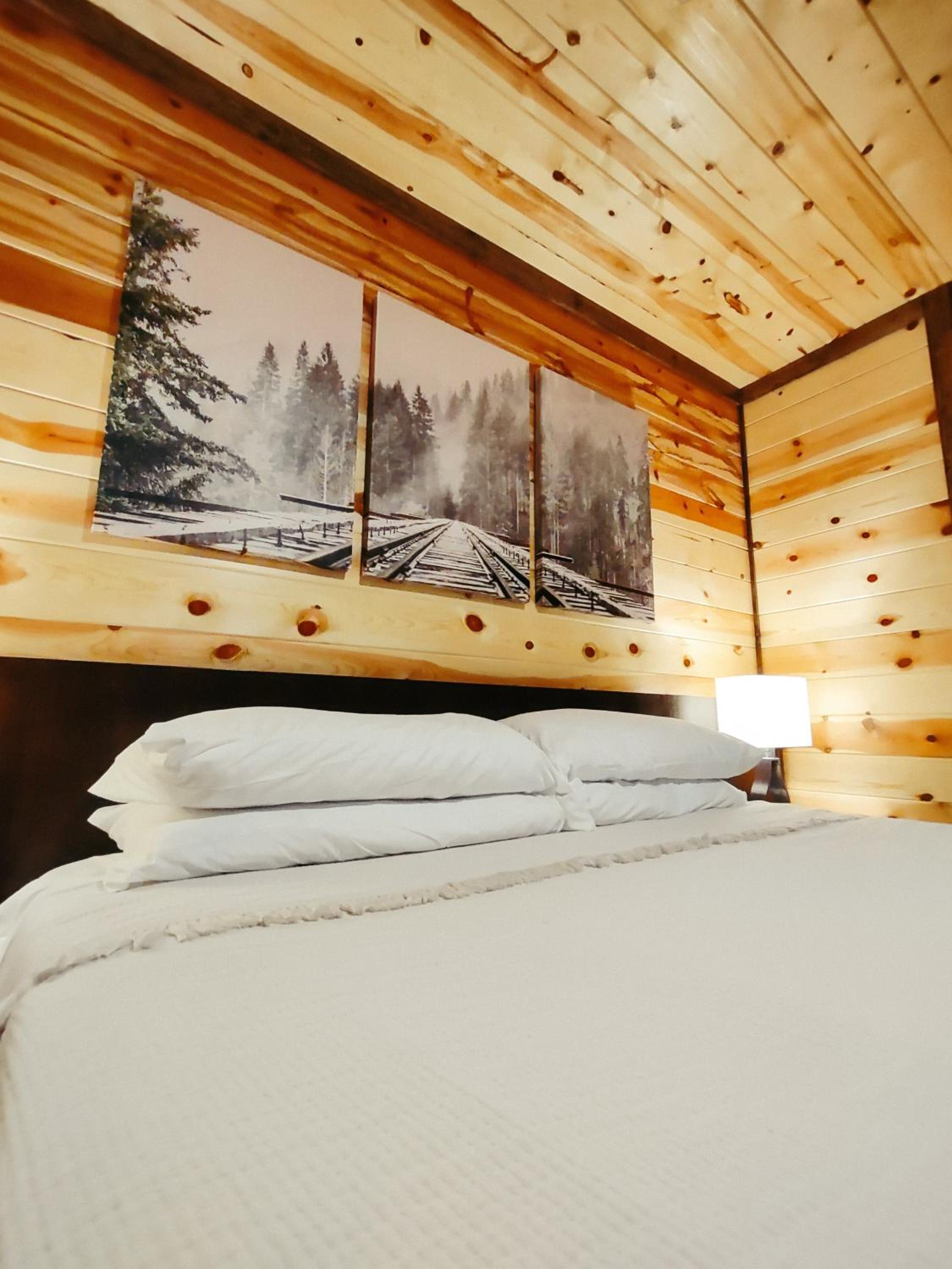 Fishers of Zen - Broken Bow Vacation Cabin view 3