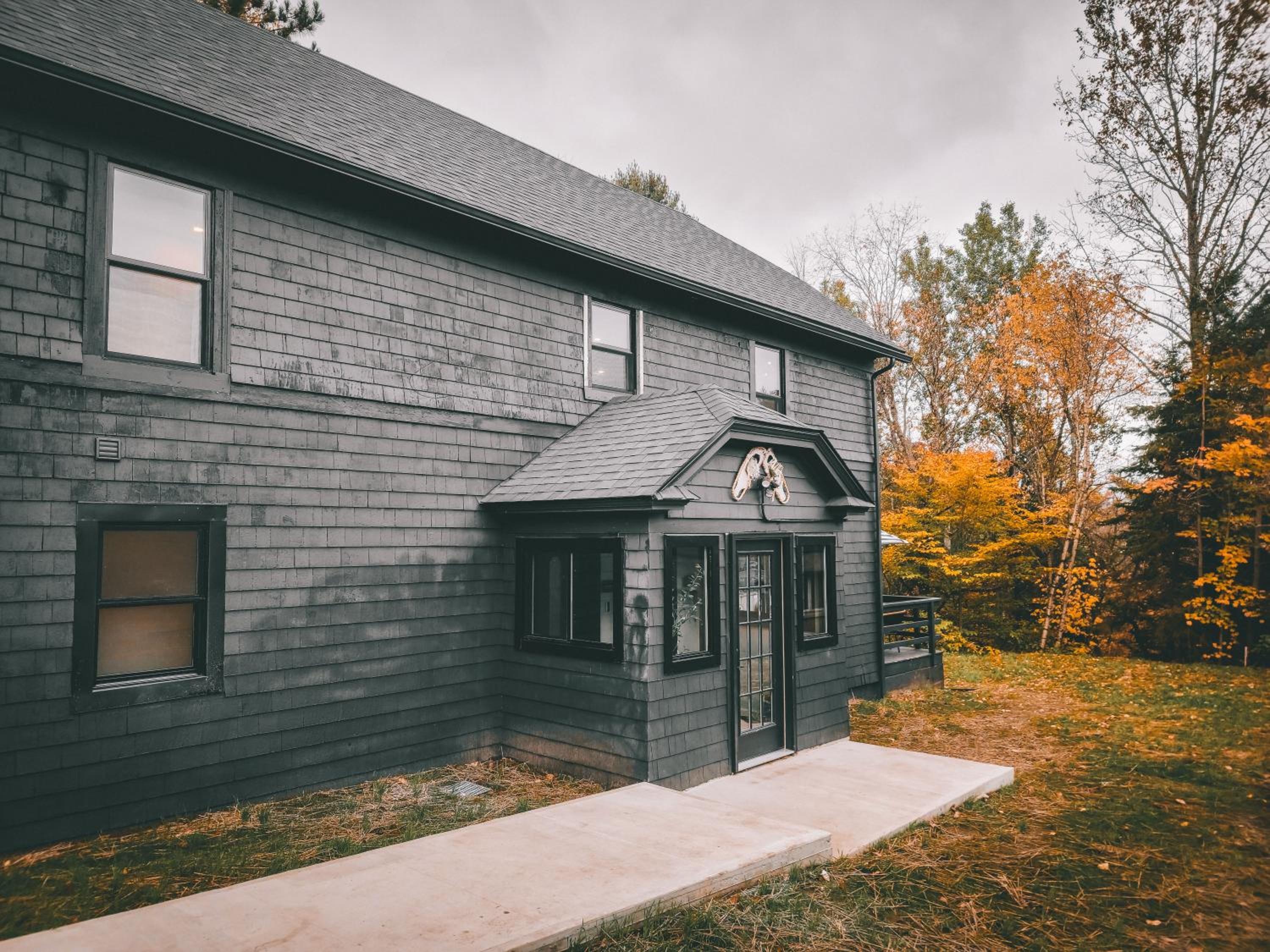 Black Pearl Unit 2 - Lake Placid, Mirror Lake view 2
