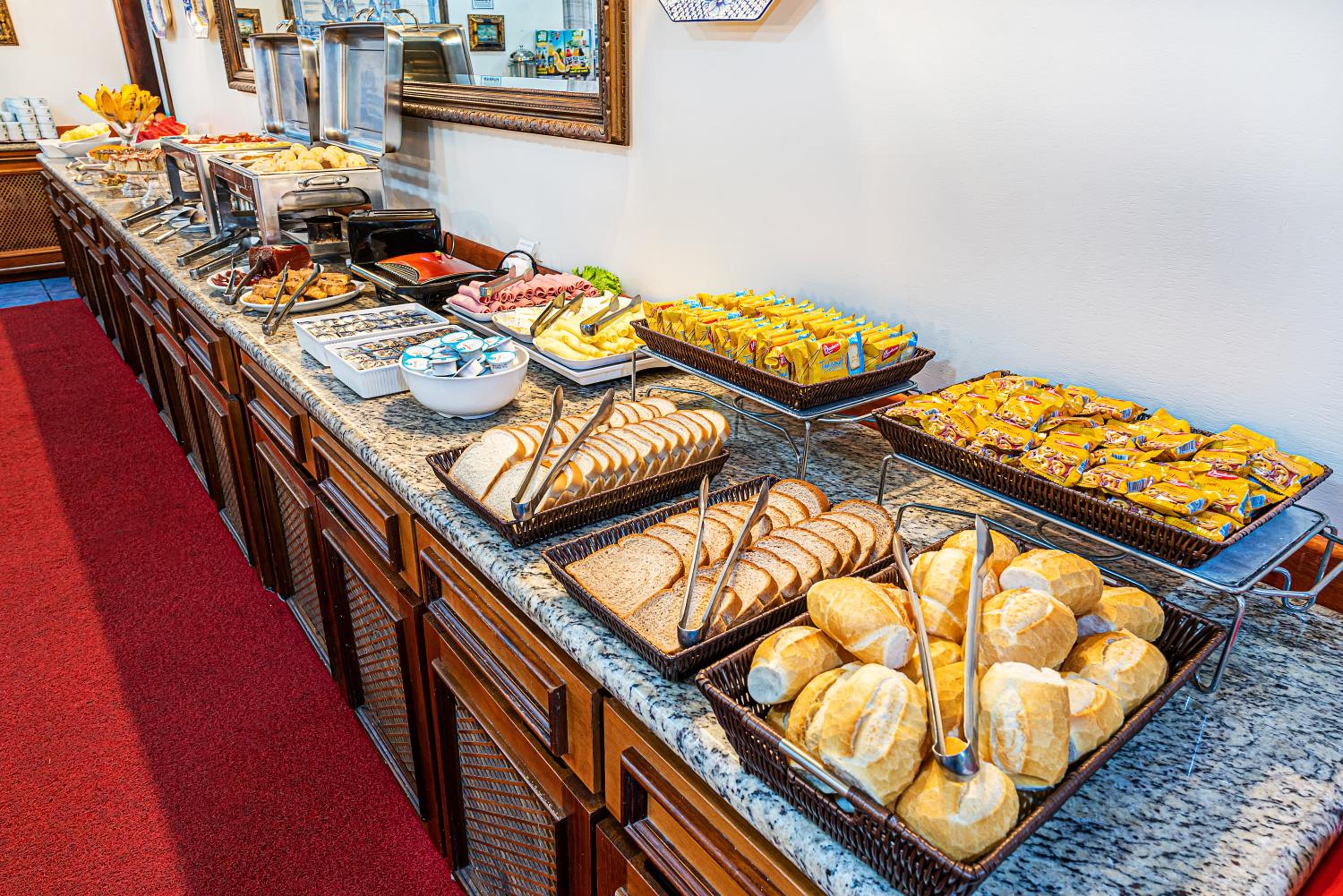 Campinas Vacations - Hotel Euro Suite Campinas - Property Image 6