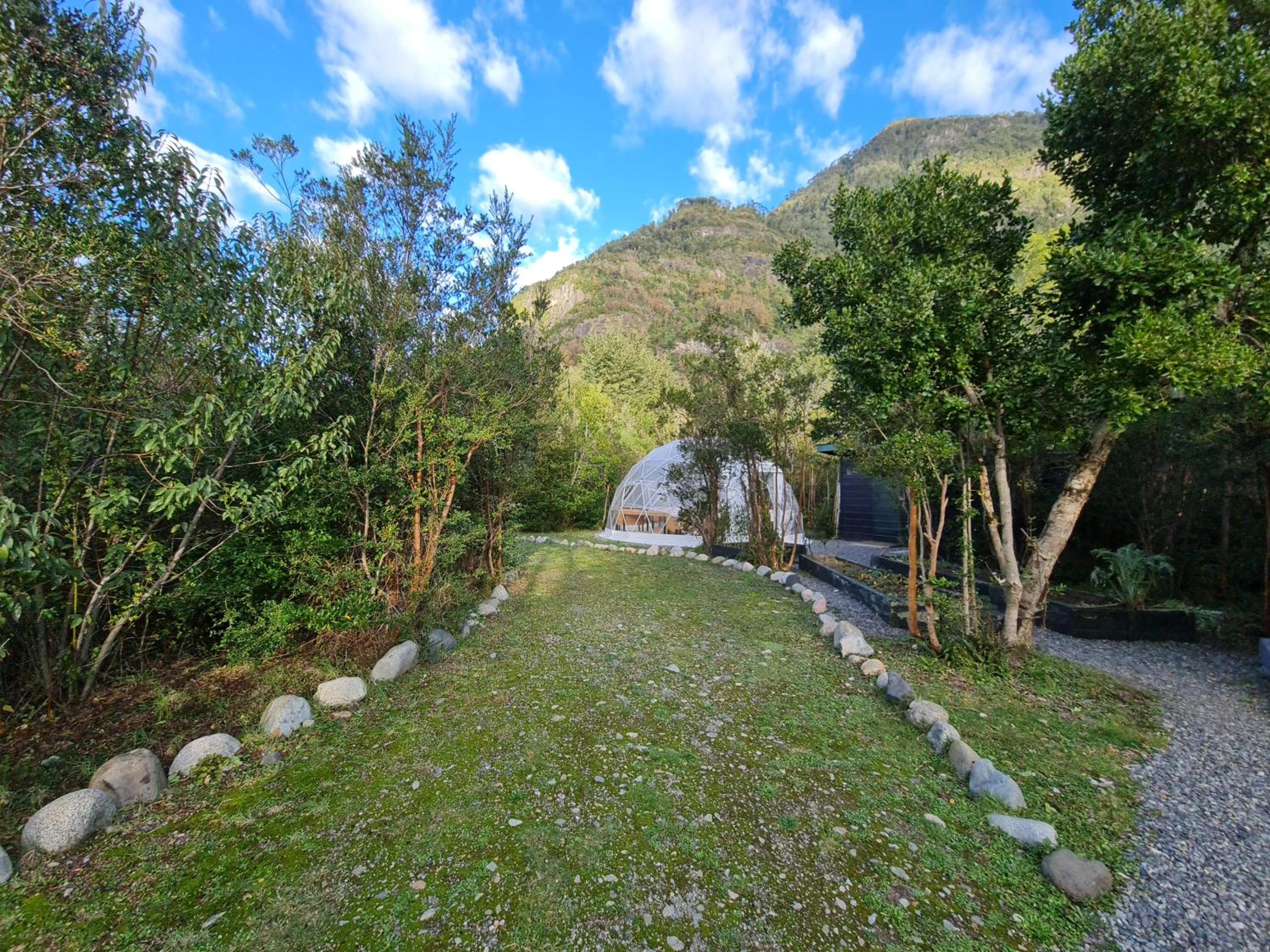 Cuyinco Domos view 3