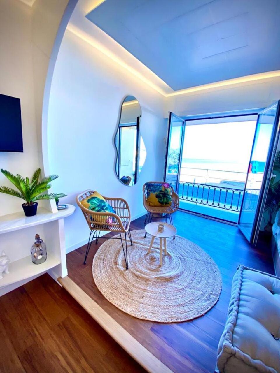LE ROCAMARE -Superb-Atypical Sea view-A.C-WIFI photo 2
