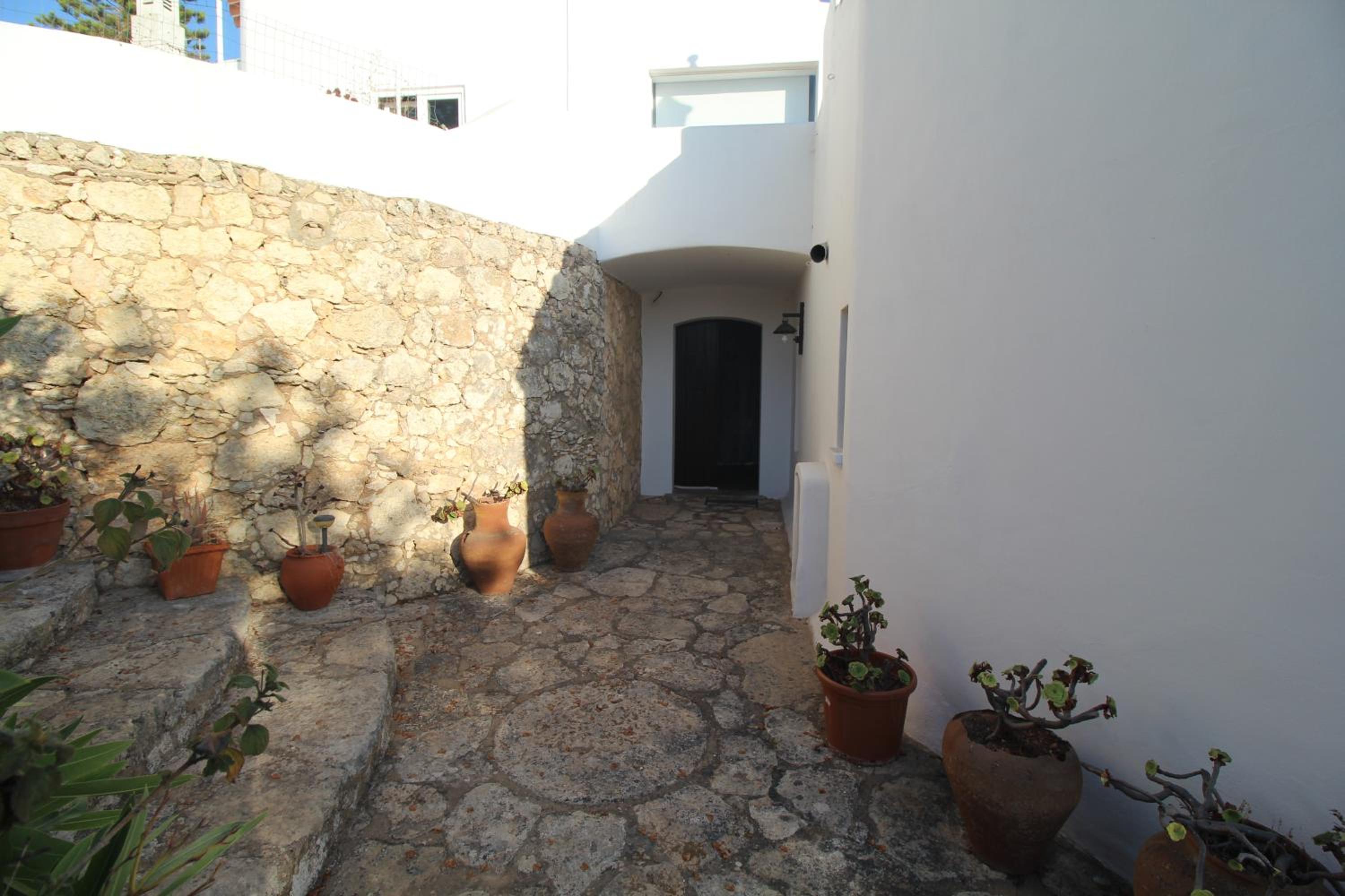 Photo 32