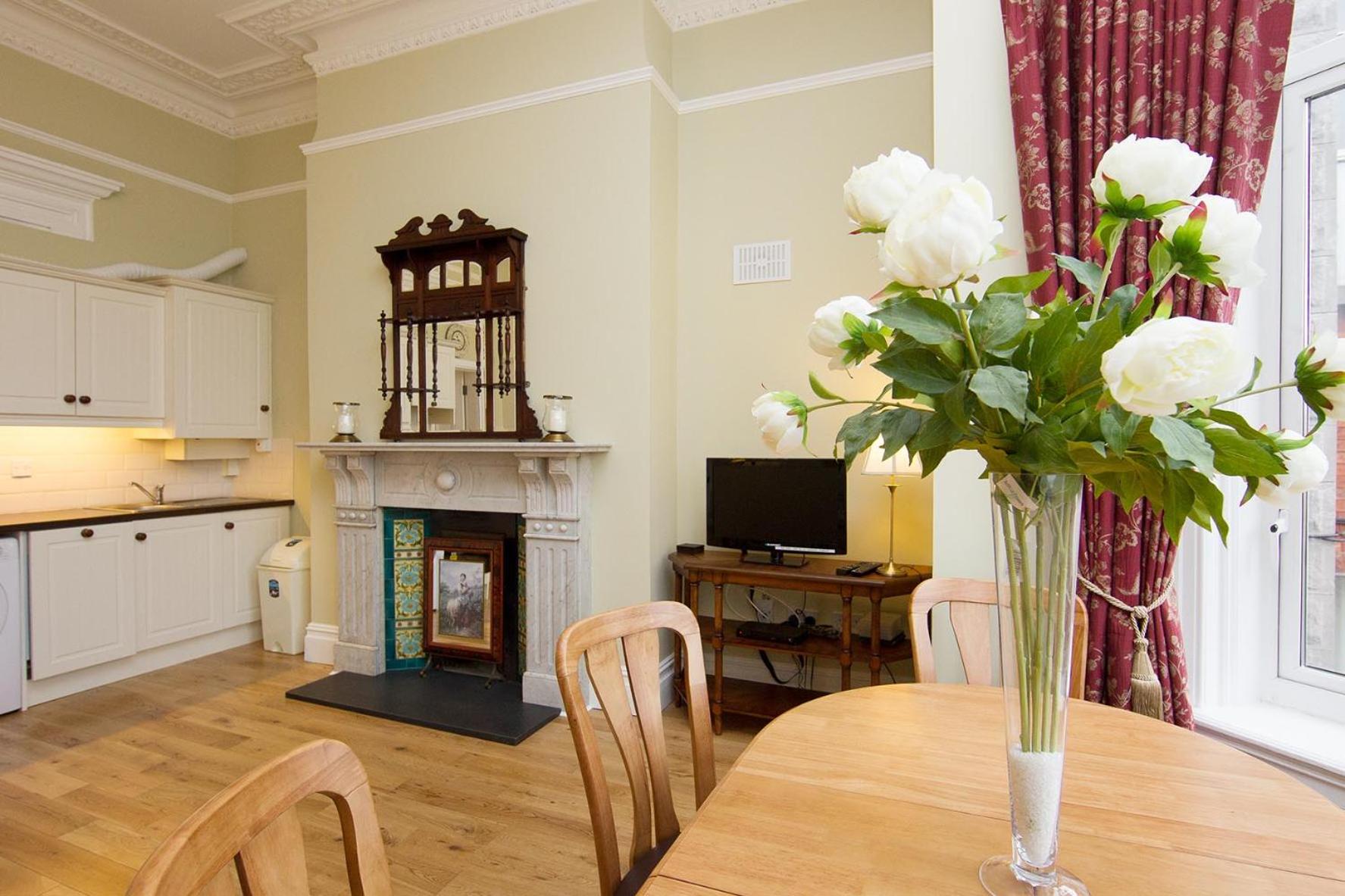 Glencourt Apartments