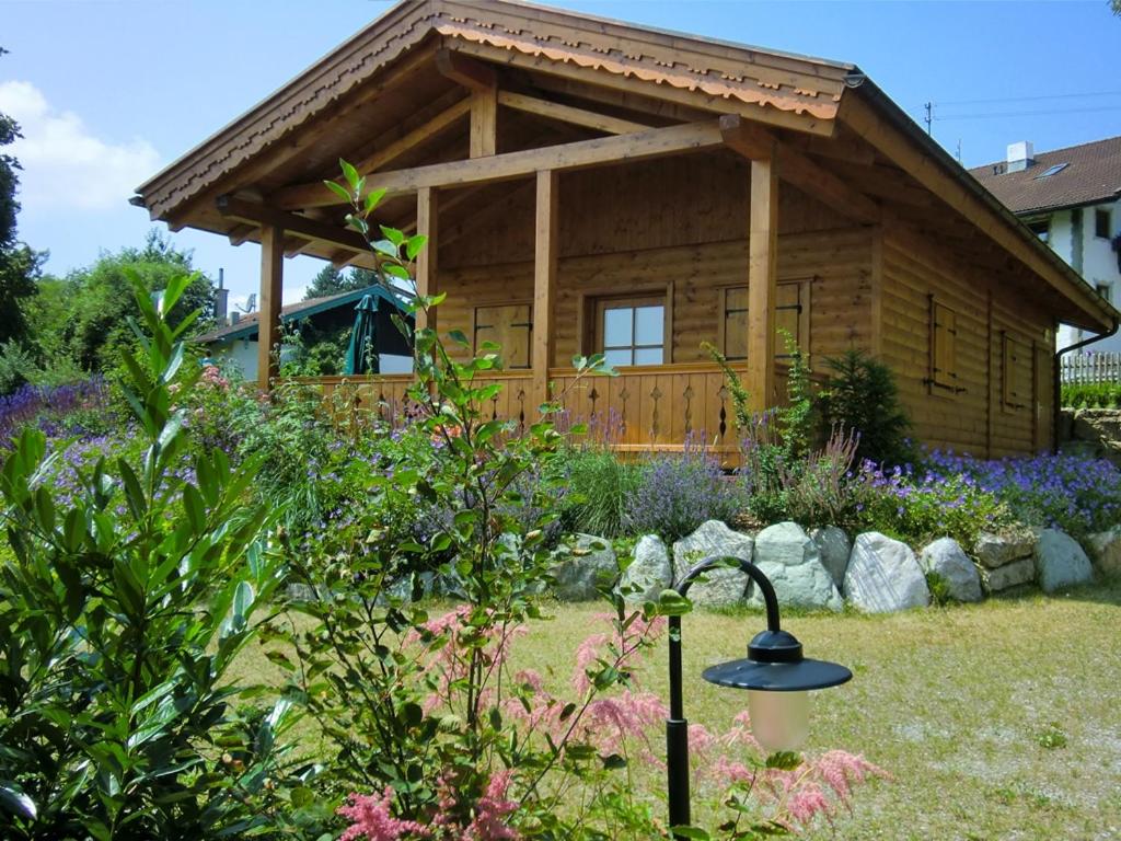 Photo 18