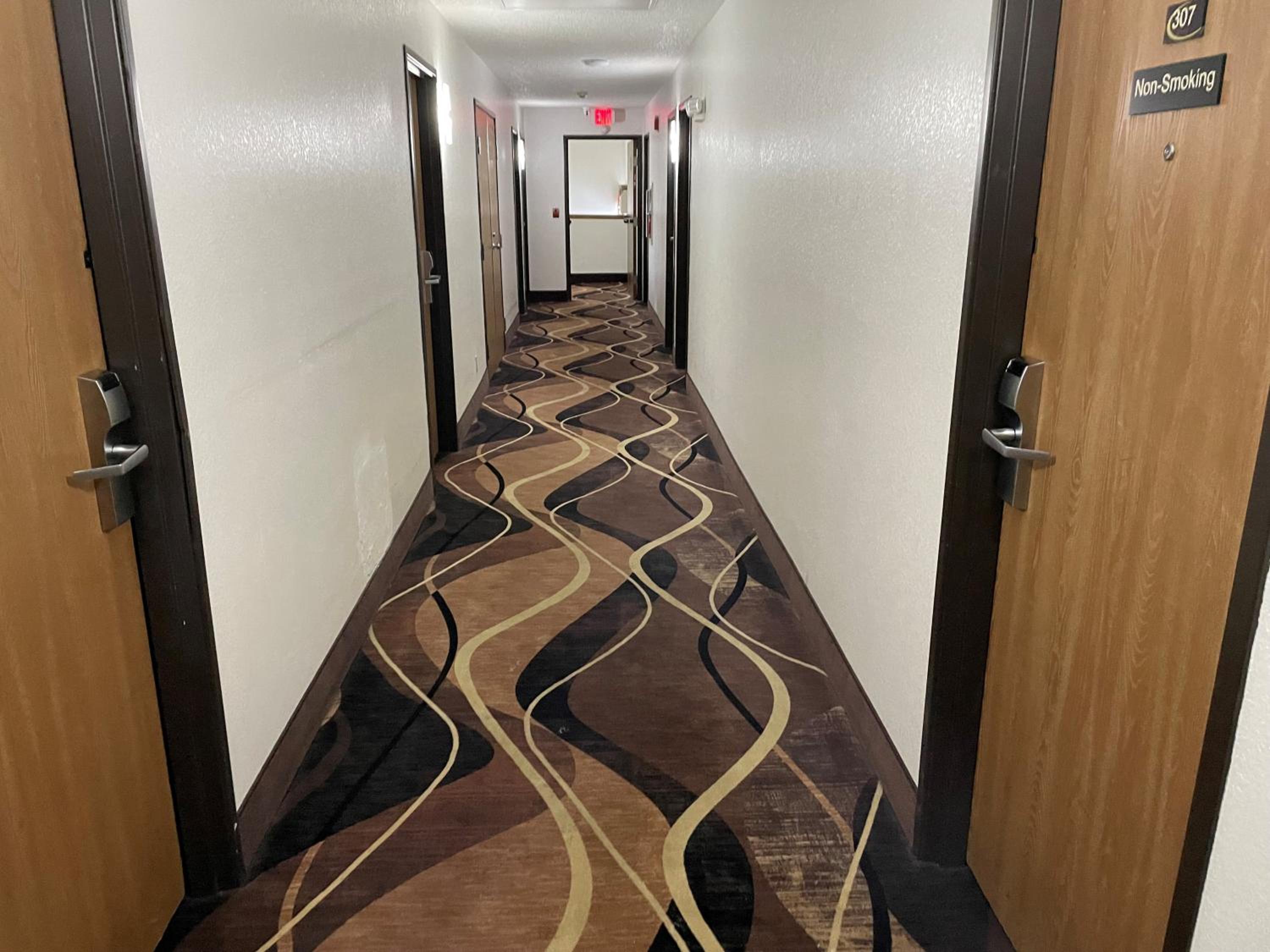 Altoona Vacations - Super 8 by Wyndham Altoona - Property Image 2