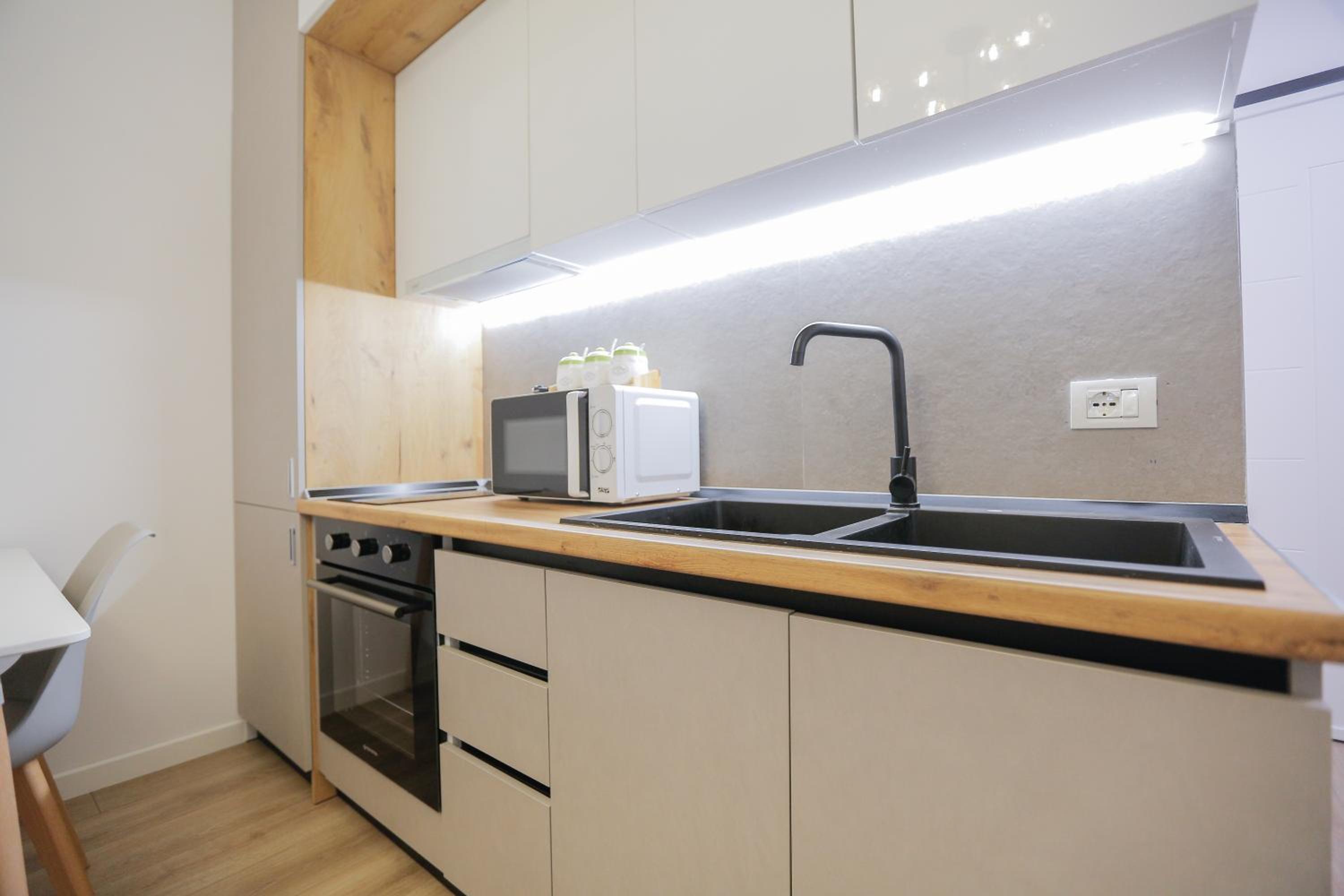 Miku Apartment-Amazing 1BD At Wilson Square