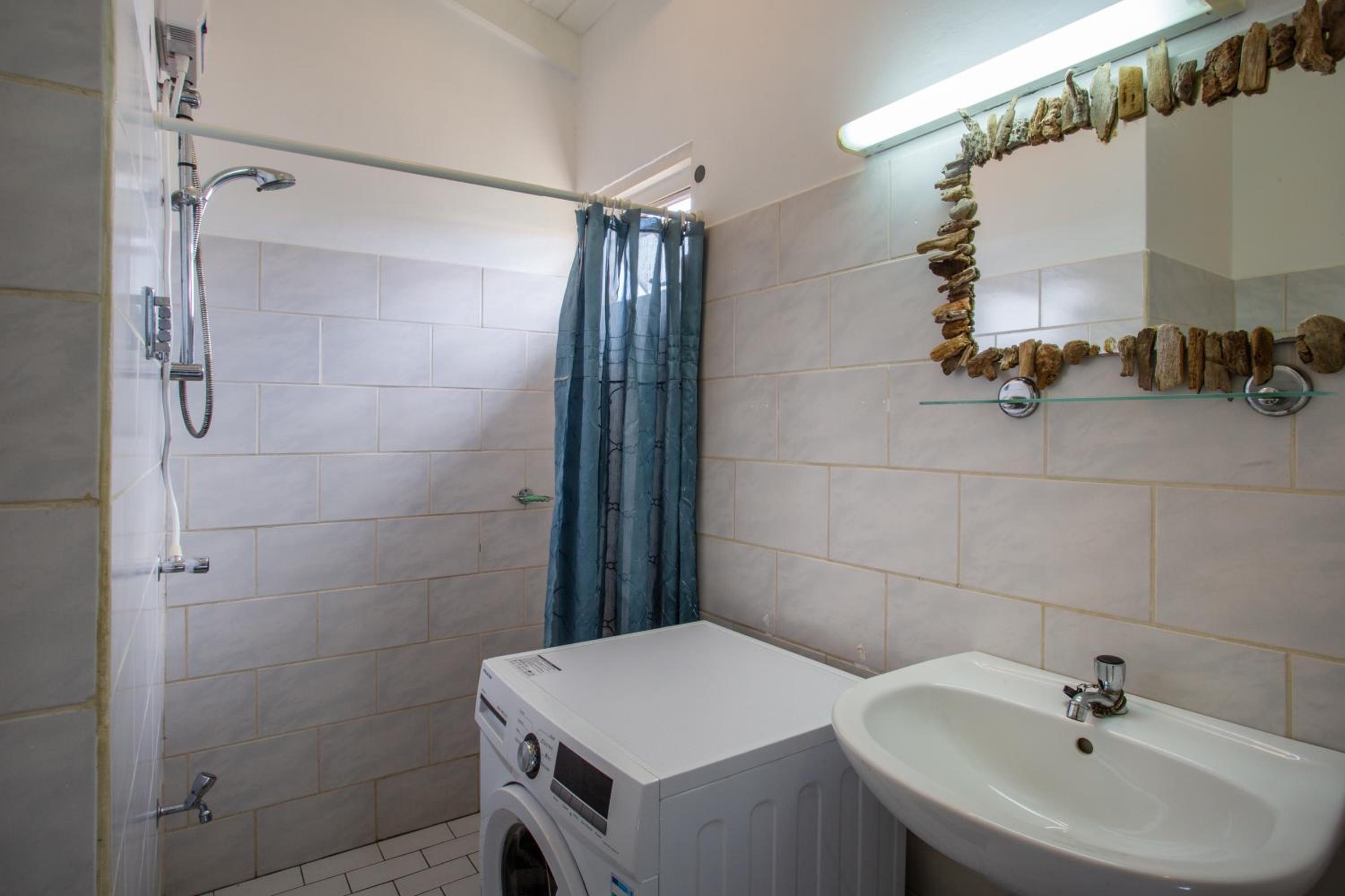 Studio at the pool in tropical Resort Seru Coral with privacy and large pool