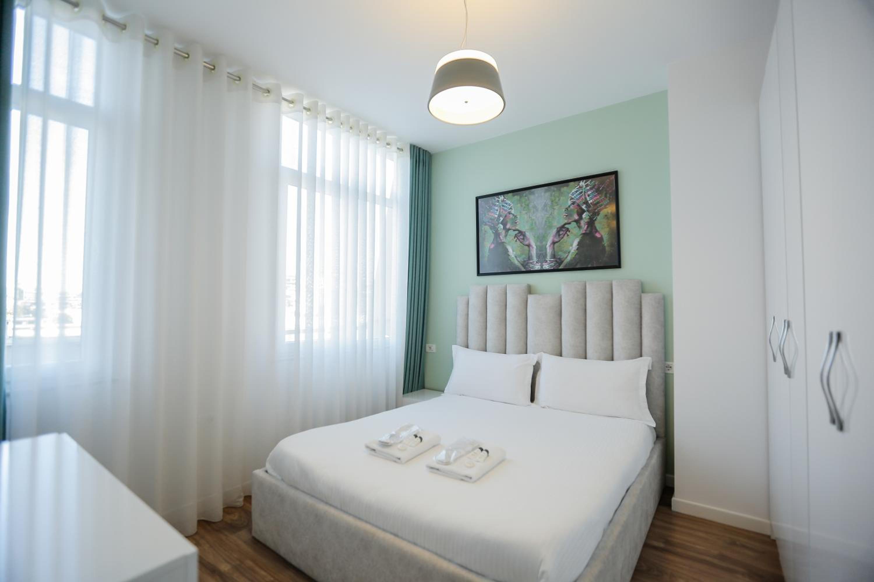 Miku Apartment-Sophisticated 2BD Apartment At Taiwan