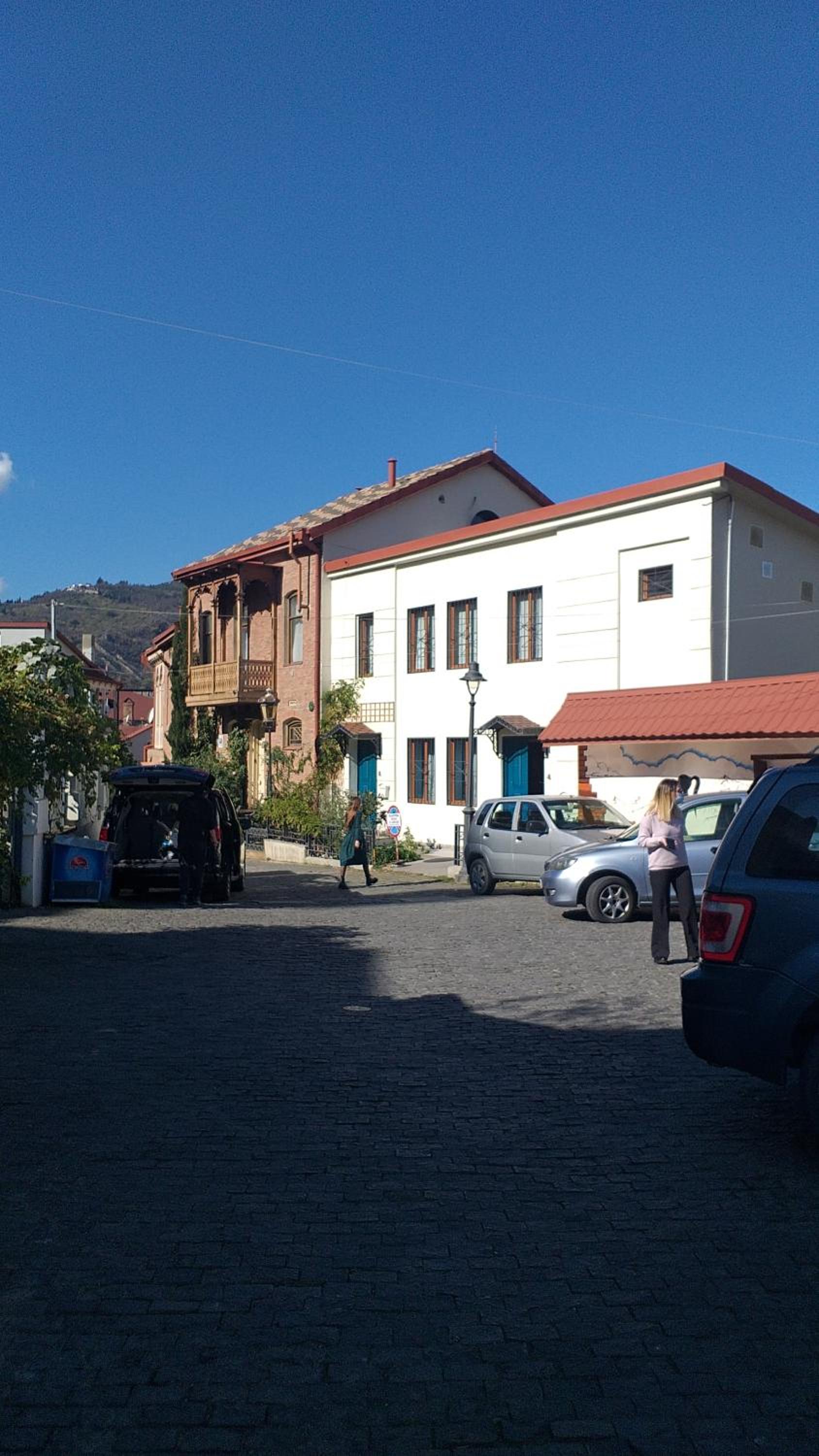 Photo 8
