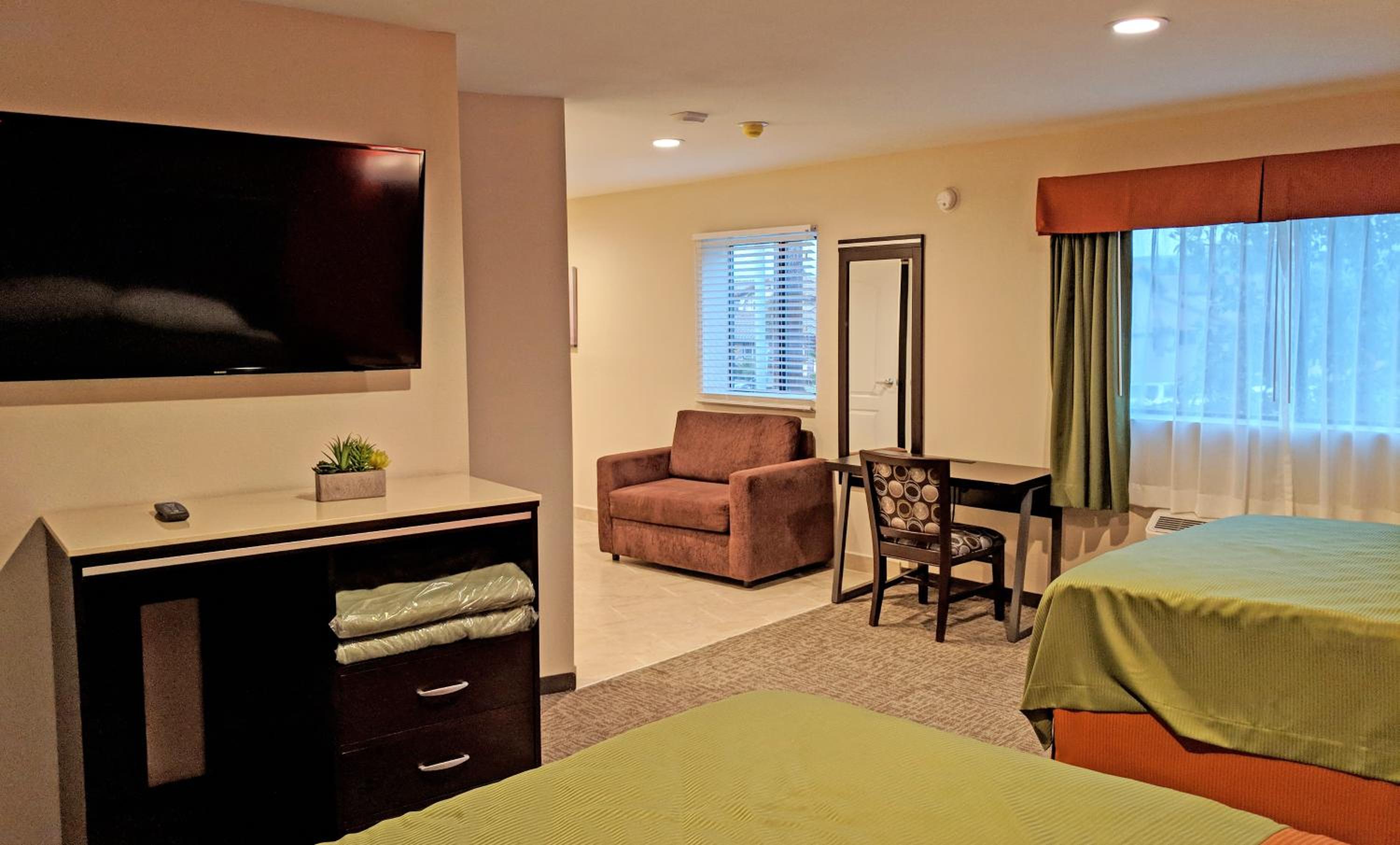 Pico Rivera Vacations - Epic Hotel - Property Image 4